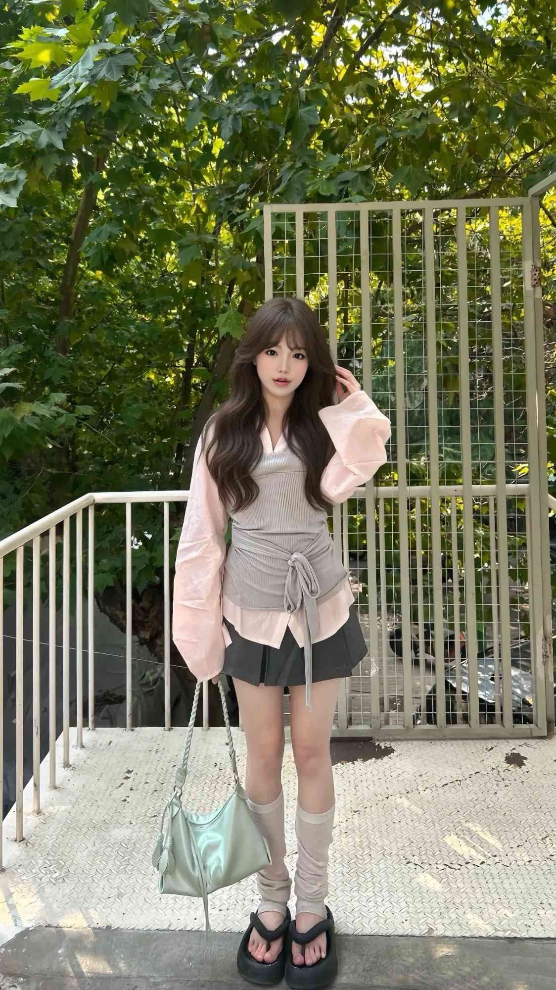 봄 가을 한 부서 소녀 착용 가져 가라. 전체 집합 디자인 센스 핑크색 긴팔 페이크 레이어드 셔츠 플리츠 미니 스커트 투피스 세트 상세 이미지 4