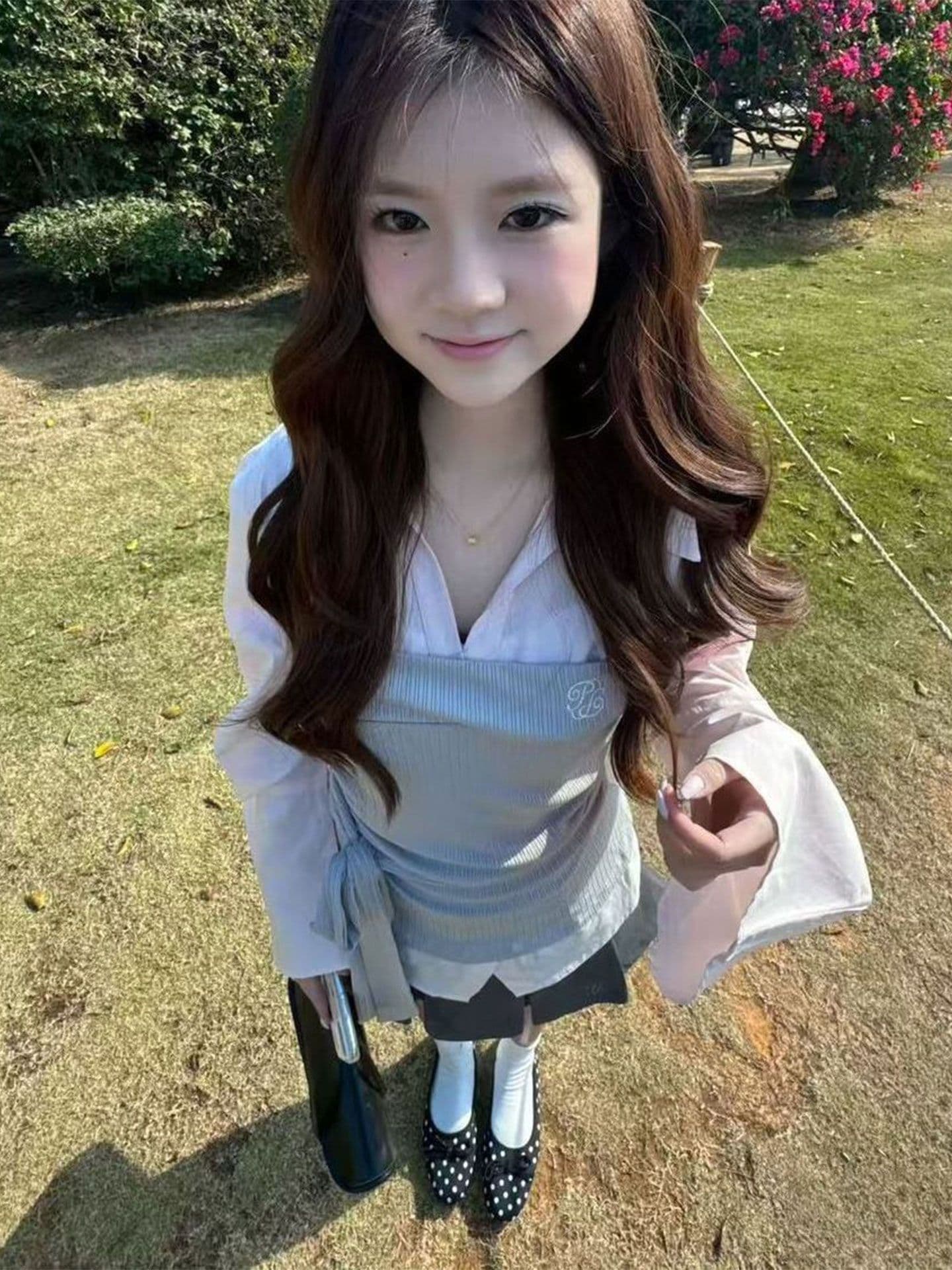 봄 가을 한 부서 소녀 착용 가져 가라. 전체 집합 디자인 센스 핑크색 긴팔 페이크 레이어드 셔츠 플리츠 미니 스커트 투피스 세트