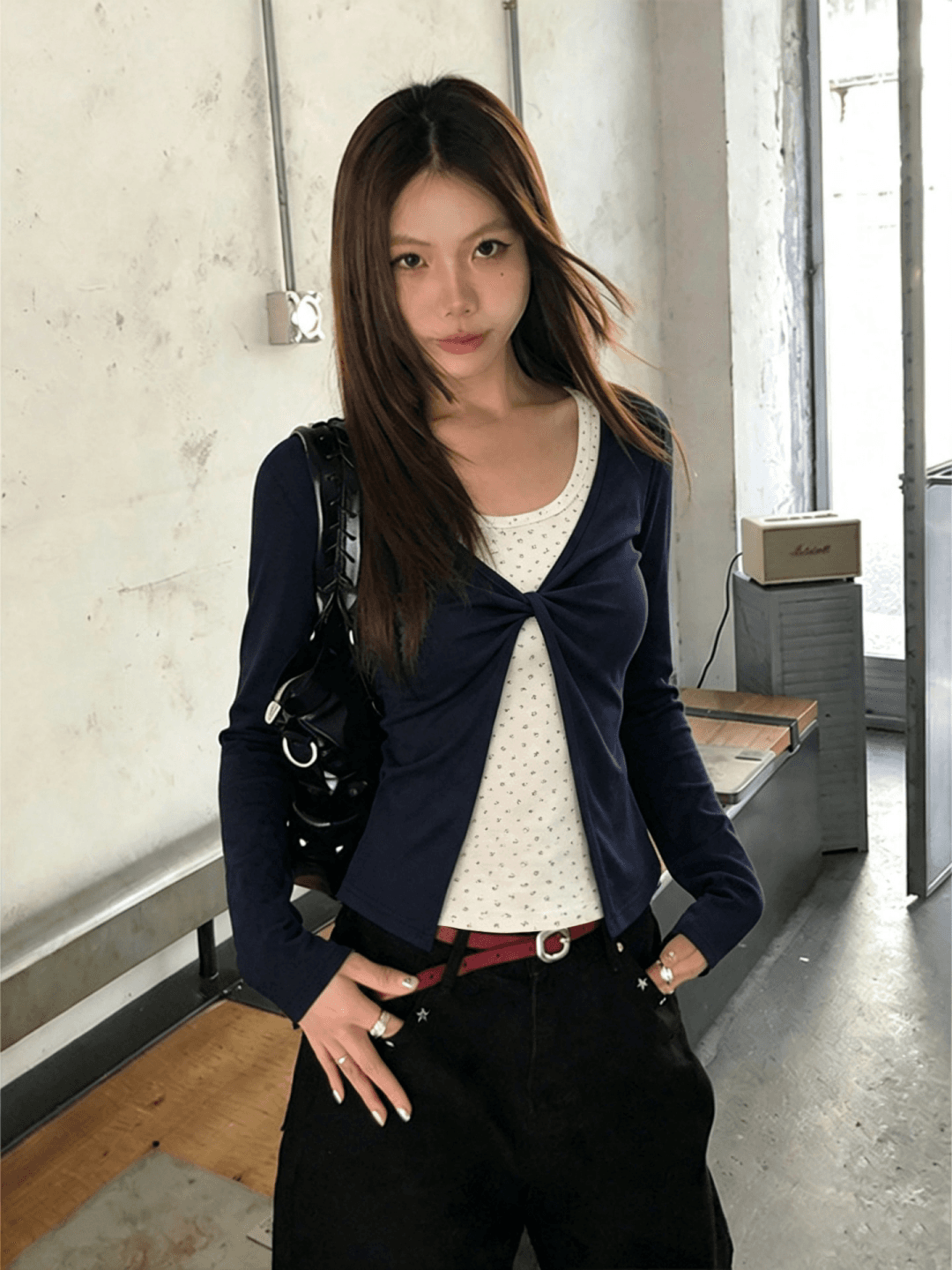 260 그램 사람들 면 한 부서 블루 싸움 꽃무늬 페이크 레이어드 긴팔 티셔츠 여성 가을 몸매 가꾸기 느긋한 센스 아름다운 맨위 상세 이미지 2