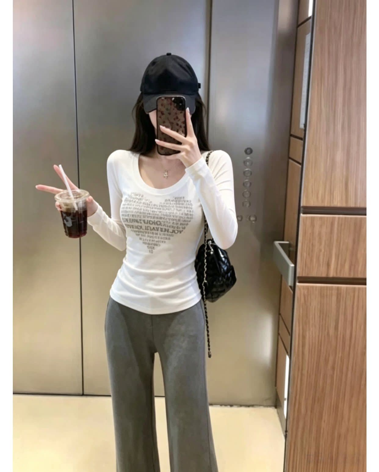 주간 실크 양모 한 부서 하트 핫픽스 긍정적 인 어깨 긴팔 티셔츠 여성 가을 작은 대중 디자인 센스 몸매 가꾸기 슬림해 보이는 맨위 상세 이미지 7
