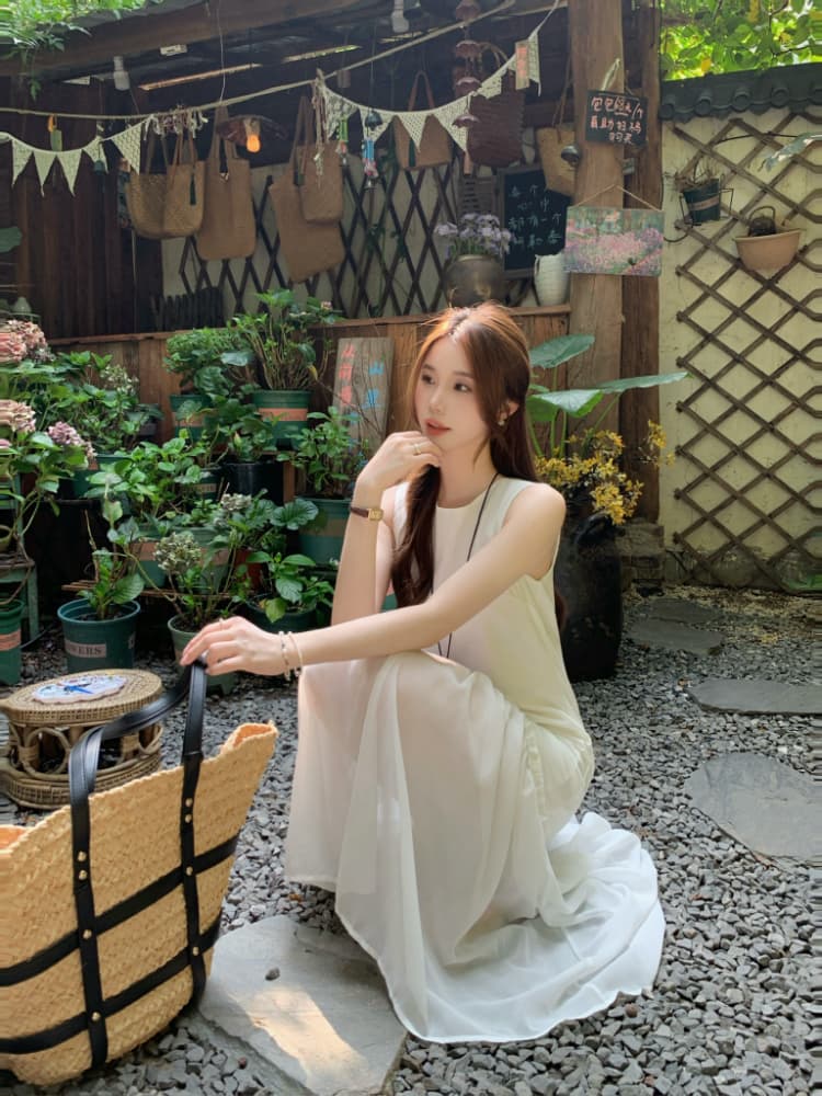 실사 정가 한 부서 라운드 넥 민소매 슬림해 보이는 프릴 패치워크 망사 페이크 레이어드 롱 코트 조끼 원피스 상세 이미지 5