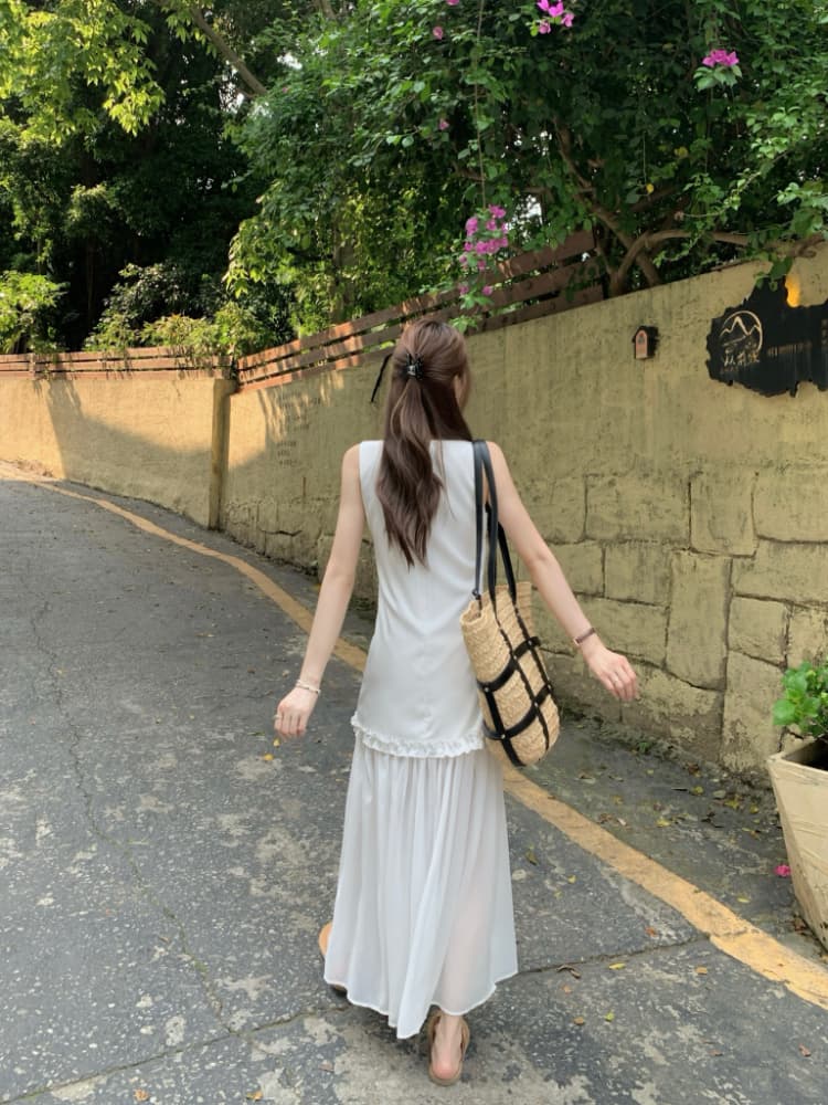 실사 정가 한 부서 라운드 넥 민소매 슬림해 보이는 프릴 패치워크 망사 페이크 레이어드 롱 코트 조끼 원피스 상세 이미지 7