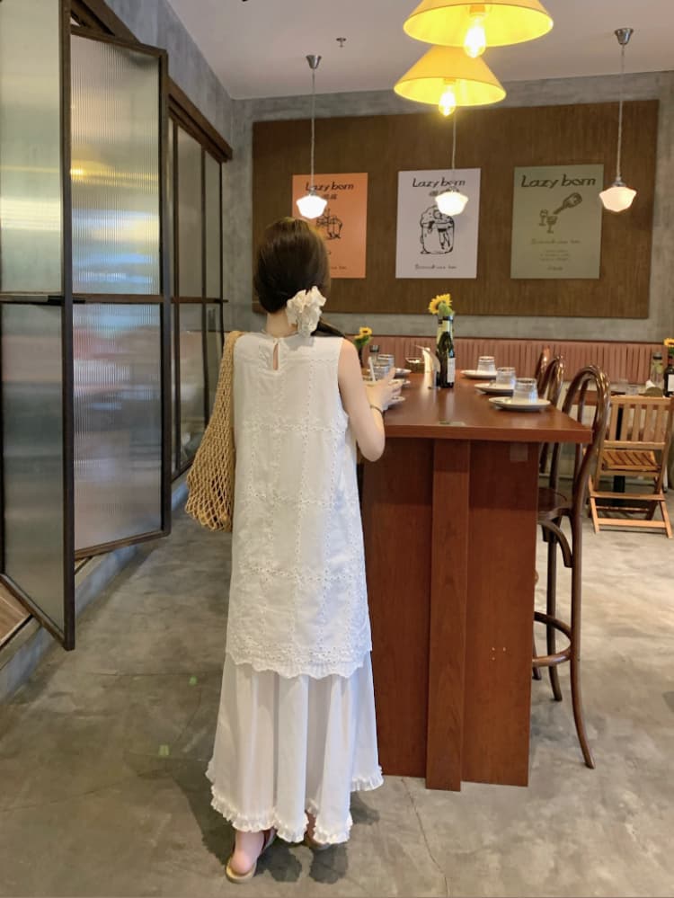 실사 정가 화이트 한 부서 여름 무거운 작업 디자인 센스 프랑스식 홀로우 아웃 자수 페이크 레이어드 조끼 원피스 상세 이미지 2