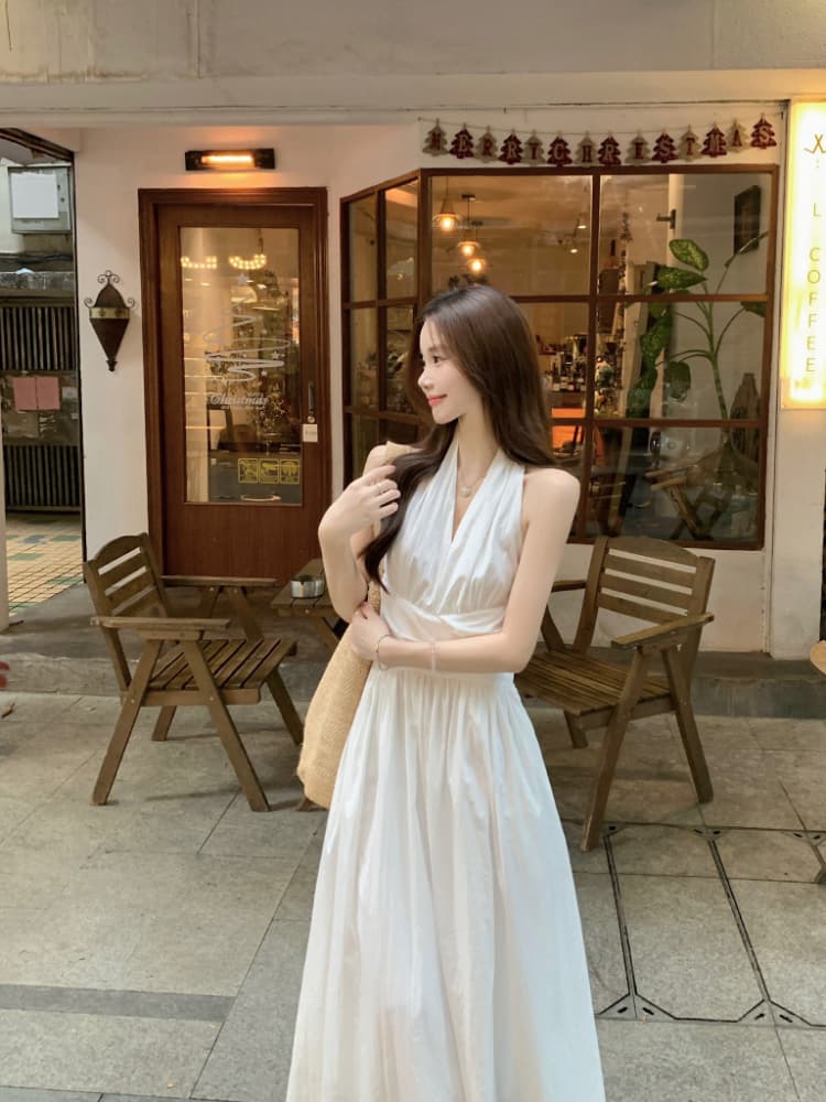 실사 정가 프랑스식 V넥 주름 몸매 가꾸기 슬림해 보이는 롱 코트 치마 아이들 화이트 민소매 행침 목 조끼 원피스 상세 이미지 1
