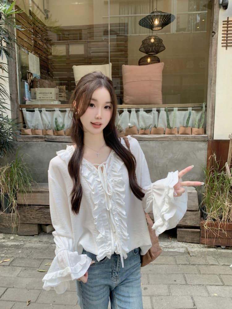 실사 정가 가을 프랑스식 V넥 레이스업 프릴 슬림해 보이는 나팔 소매 한 부서 품격 셔츠 맨위 여성 상세 이미지 18