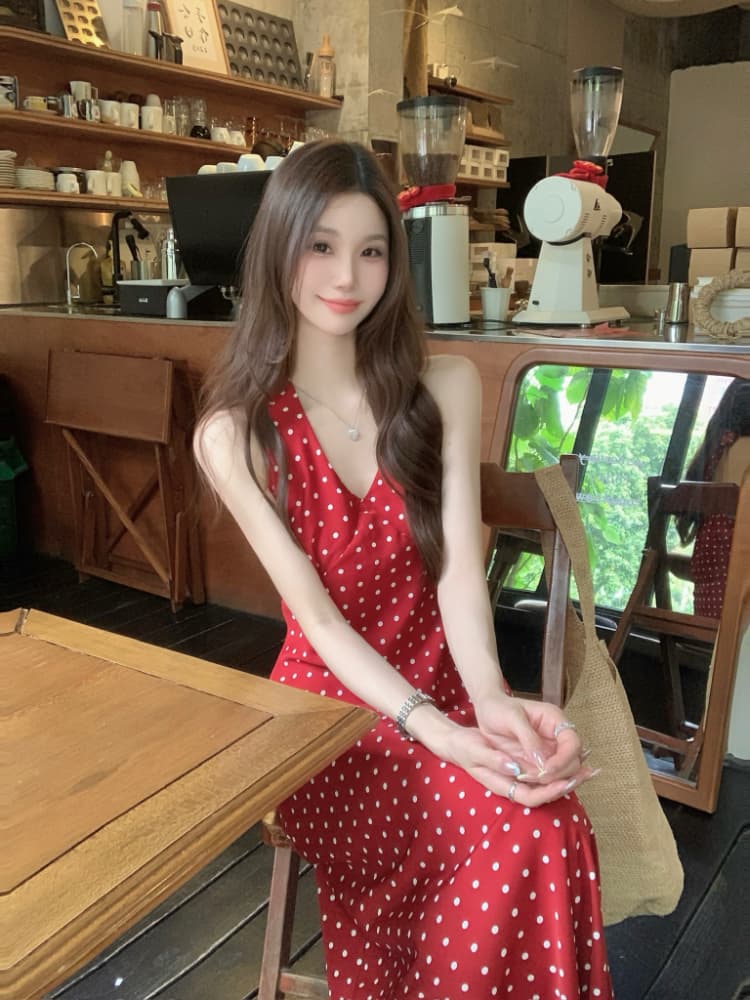 실사 정가 프랑스식 레트로 품격 V넥 행침 목 여성 드레스 빨간색 도트 무늬 스트랩 조끼 롱 스커트 여름 상세 이미지 6