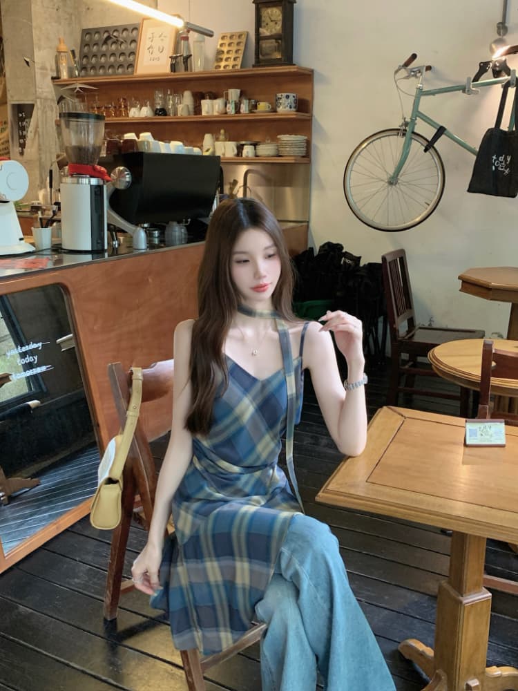 실사 정가 프랑스식 레트로 체크무늬 중간 길이 맨위 품격 V넥 민소매 불규칙 체크무늬 캐미솔 상세 이미지 3