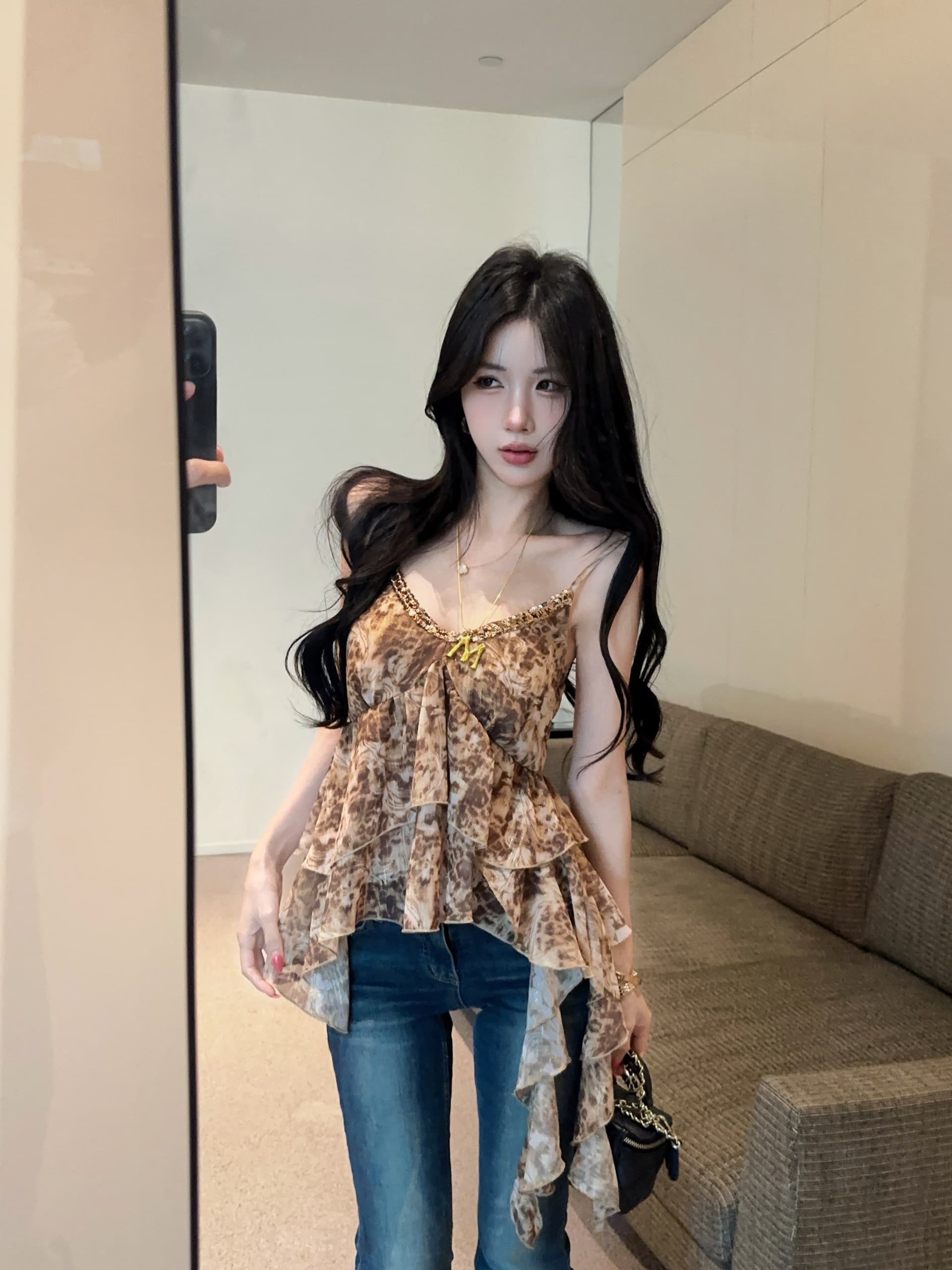 실사 정가 레트로 순수한 욕망 레오파드 무늬 프린트 캐미솔 프릴 V넥 불규칙 핫걸 맨위 상세 이미지 4