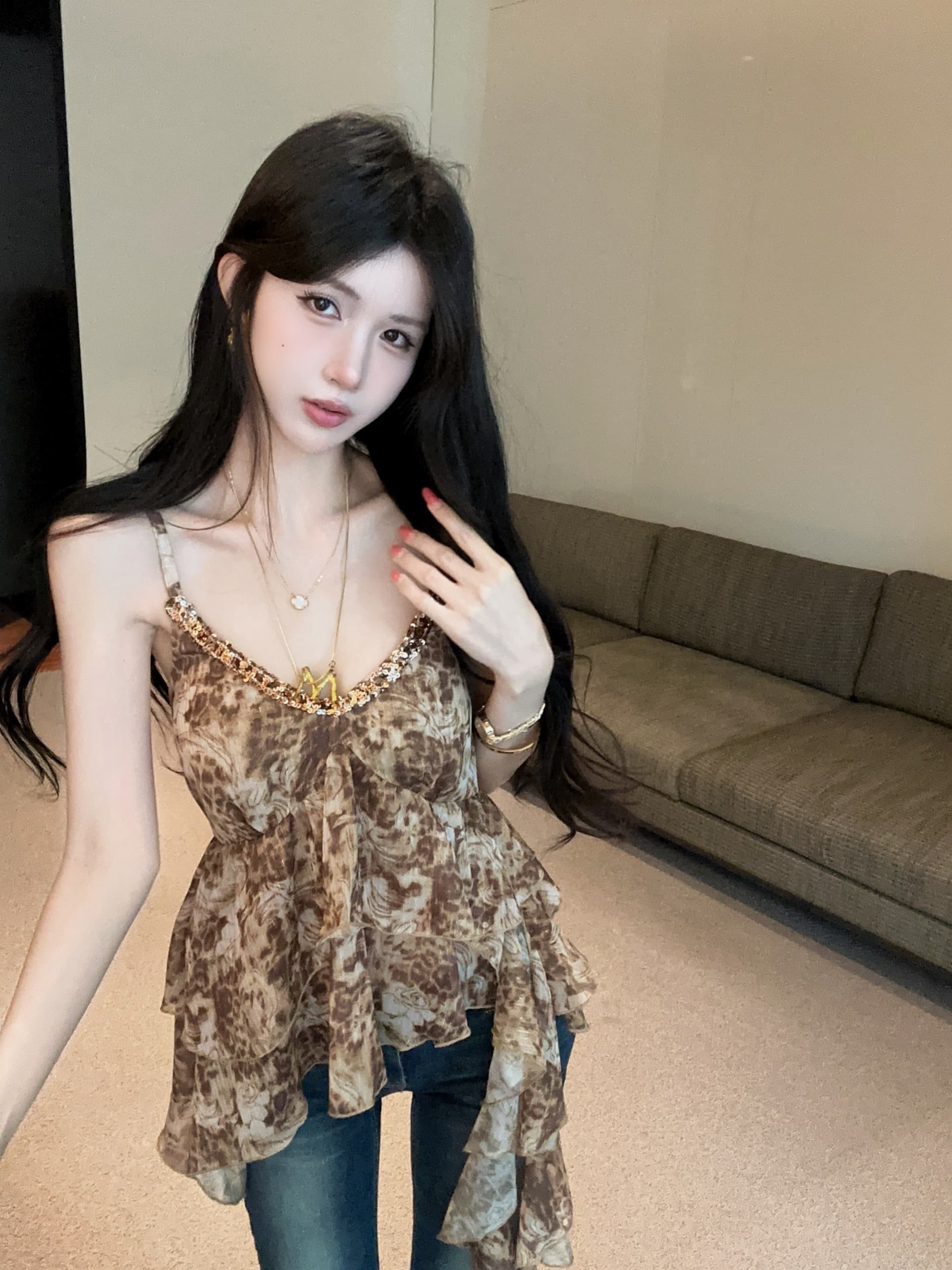 실사 정가 레트로 순수한 욕망 레오파드 무늬 프린트 캐미솔 프릴 V넥 불규칙 핫걸 맨위 상세 이미지 11