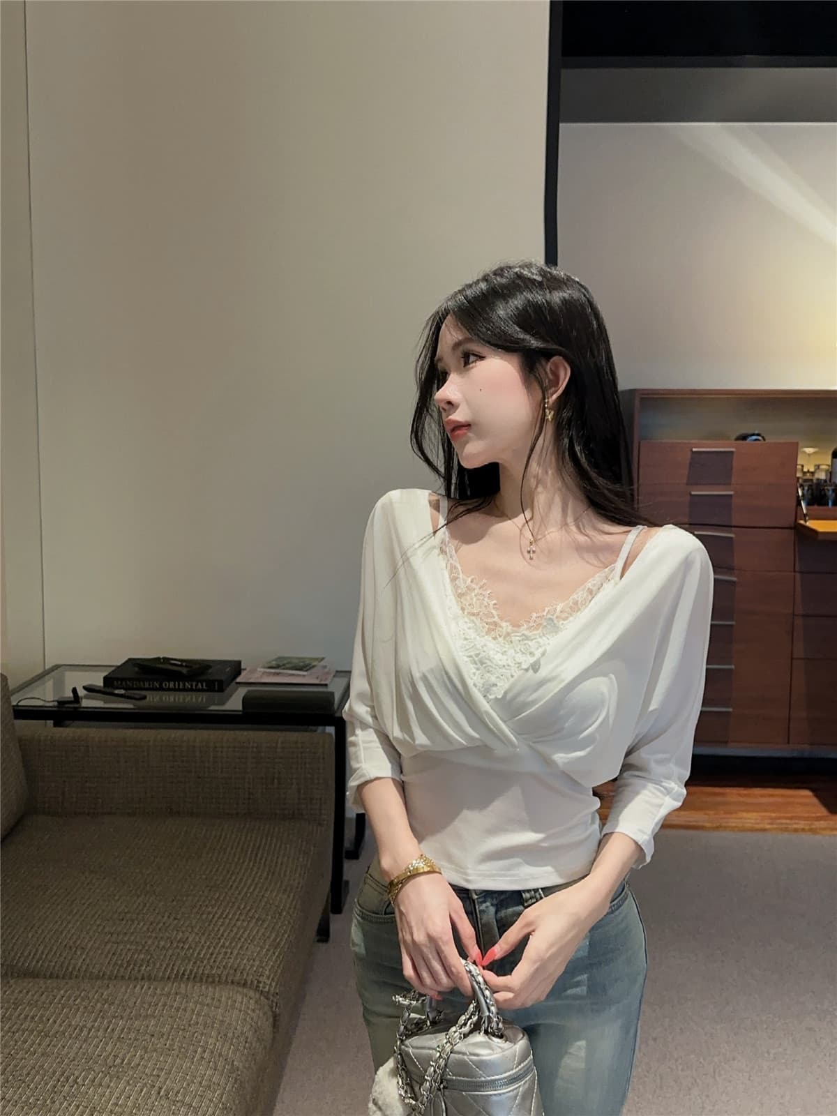 실사 정가 작은 심장 기계 오프숄더 V넥 허리 수축 레이스 슬립 분위기 센스 스택 착용 투피스 세트 맨위 상세 이미지 9