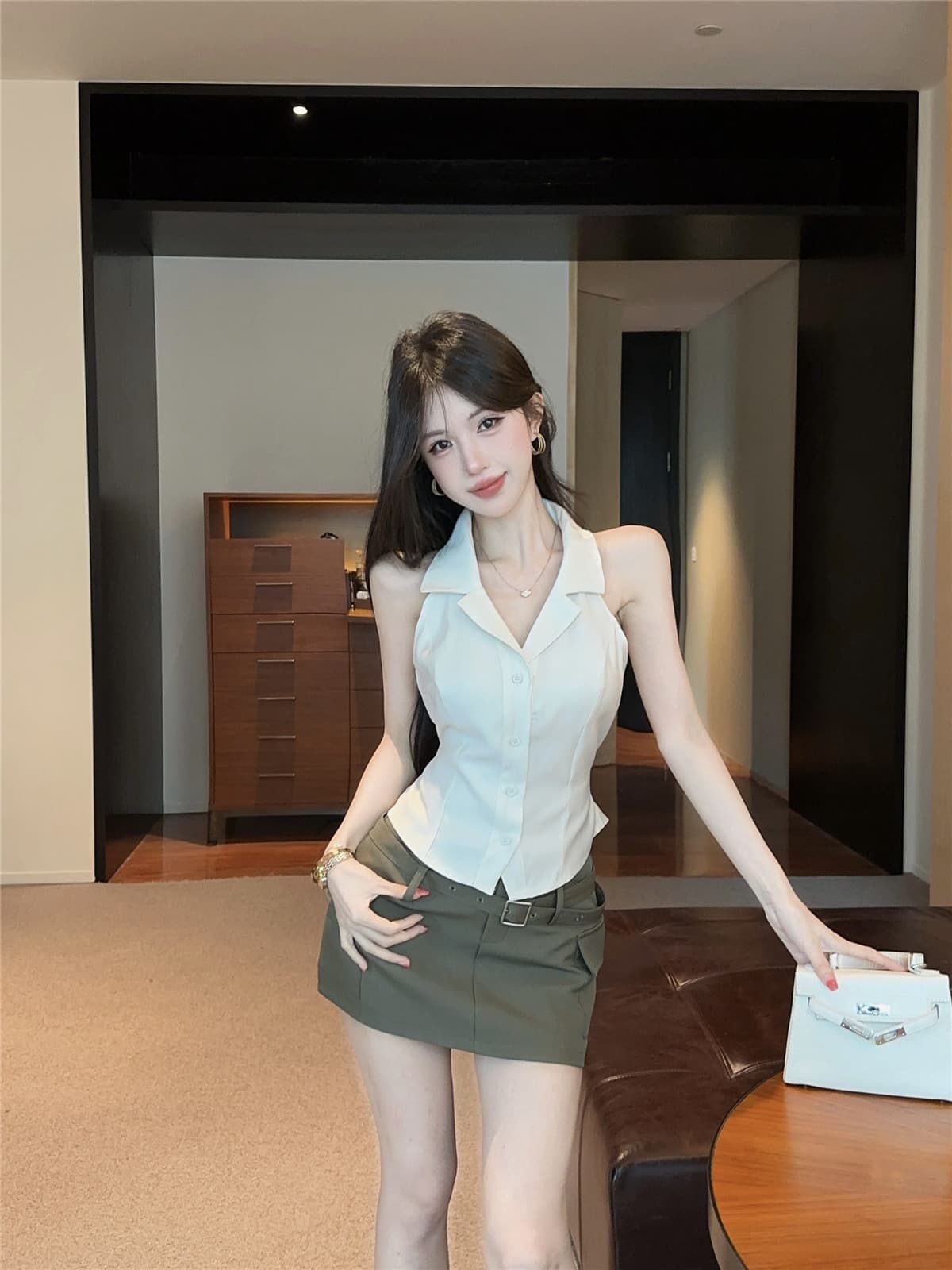 실사 살구 색상 POLO 칼라 허리 수축 베스트 셔츠 디자인 센스 V넥 행침 목 민소매 맨위 여름 미니 스커트 세트 상세 이미지 11