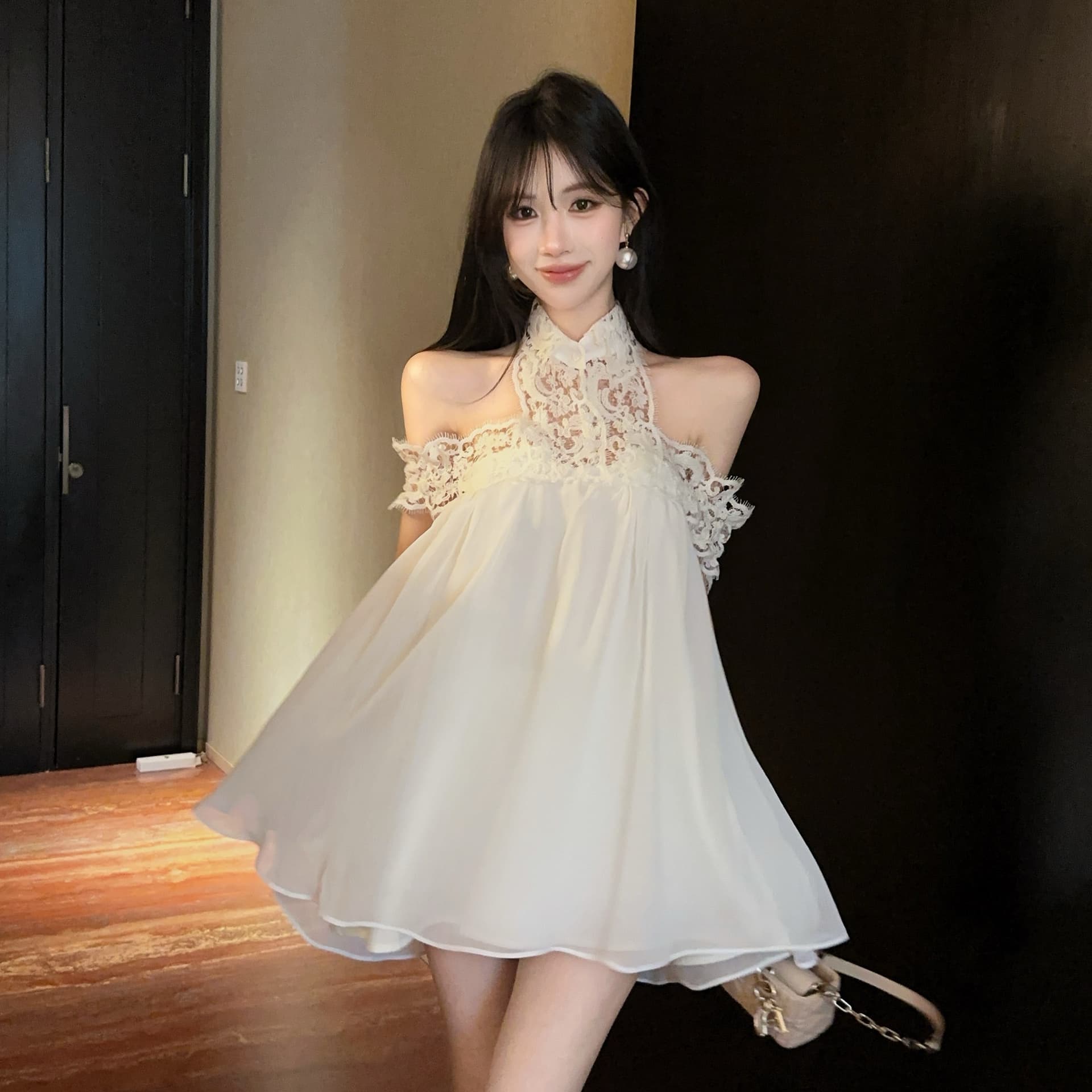 실사 정가 순수한 욕망 핫걸 3 차원 레이스 레이스 행침 목 오프숄더 쇼트 스타일 드레스