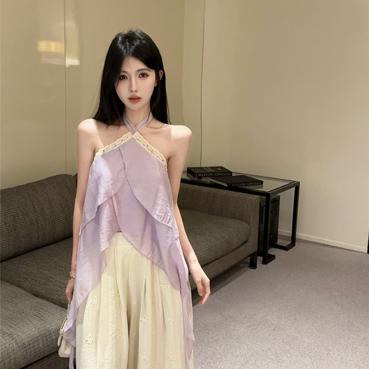 실사 정가 프랑스식 보라색 쉬폰 행침 목 여름 민소매 프릴 디자인 센스 오프숄더 맨위