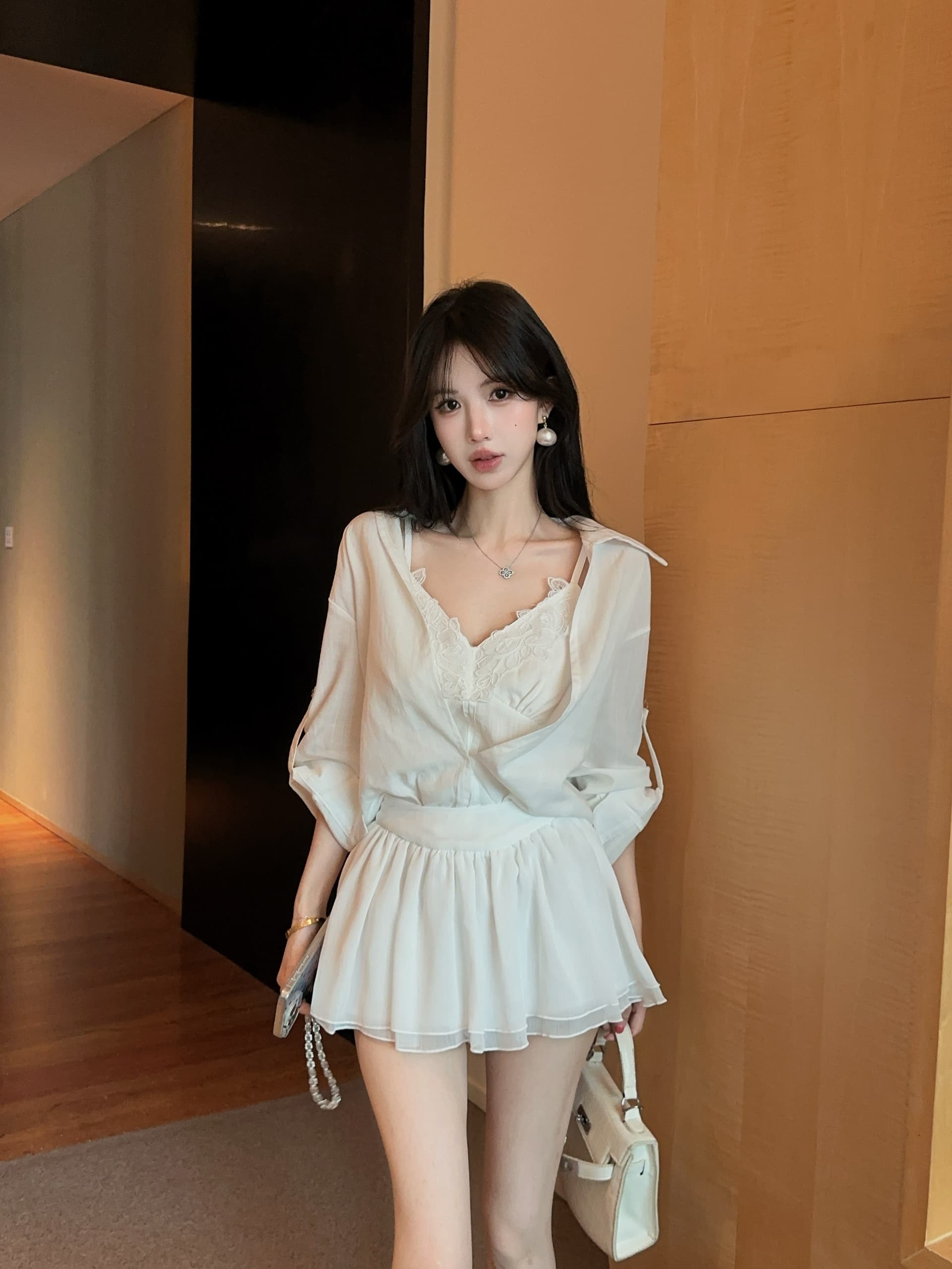 실사 정가 품격 화이트 패치워크 페이크 레이어드 레이스 슬립 자외선 차단 중간 소매 여성 셔츠 반신 미니 스커트 세트 상세 이미지 8