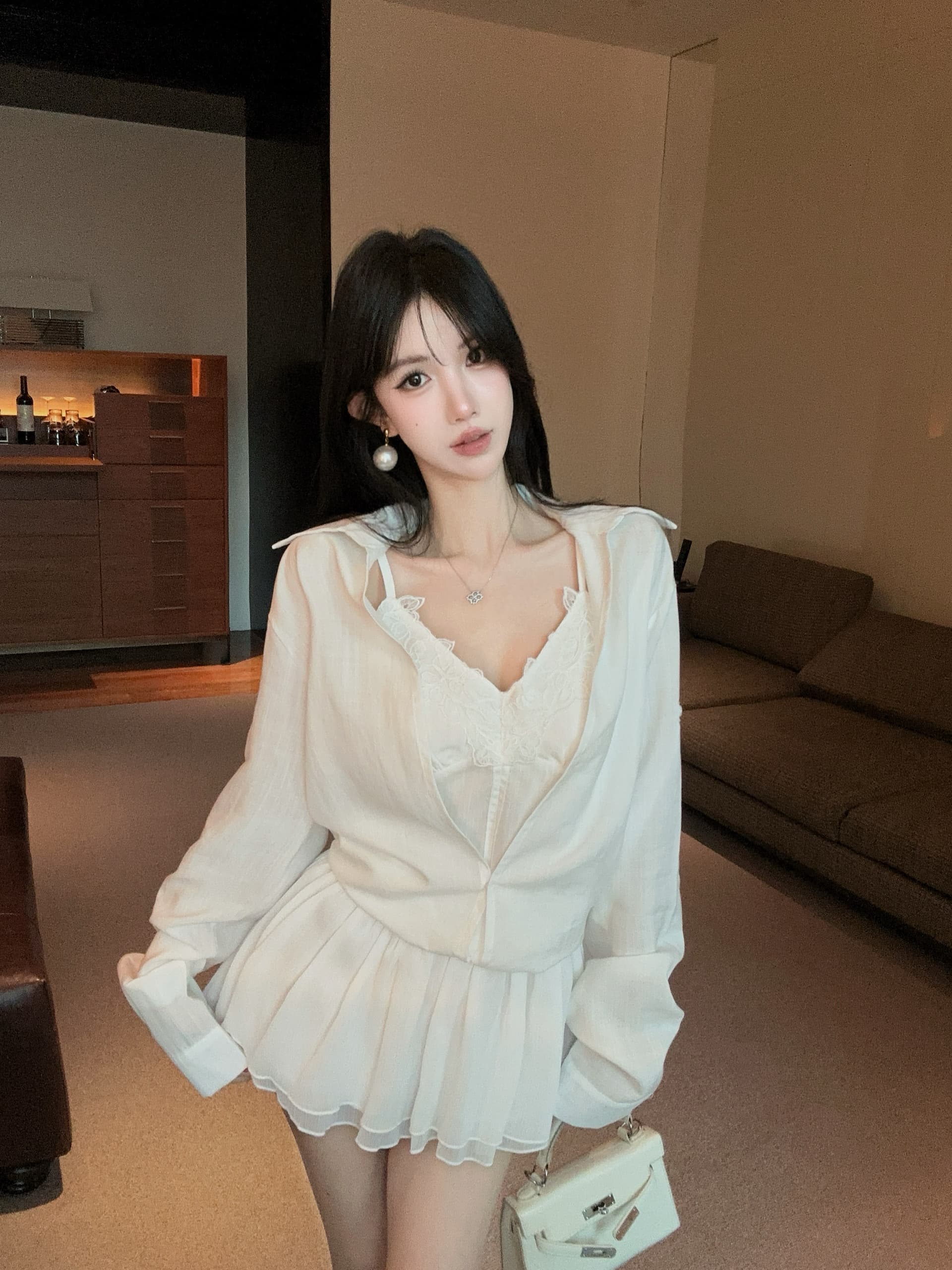실사 정가 품격 화이트 패치워크 페이크 레이어드 레이스 슬립 자외선 차단 중간 소매 여성 셔츠 반신 미니 스커트 세트 상세 이미지 10