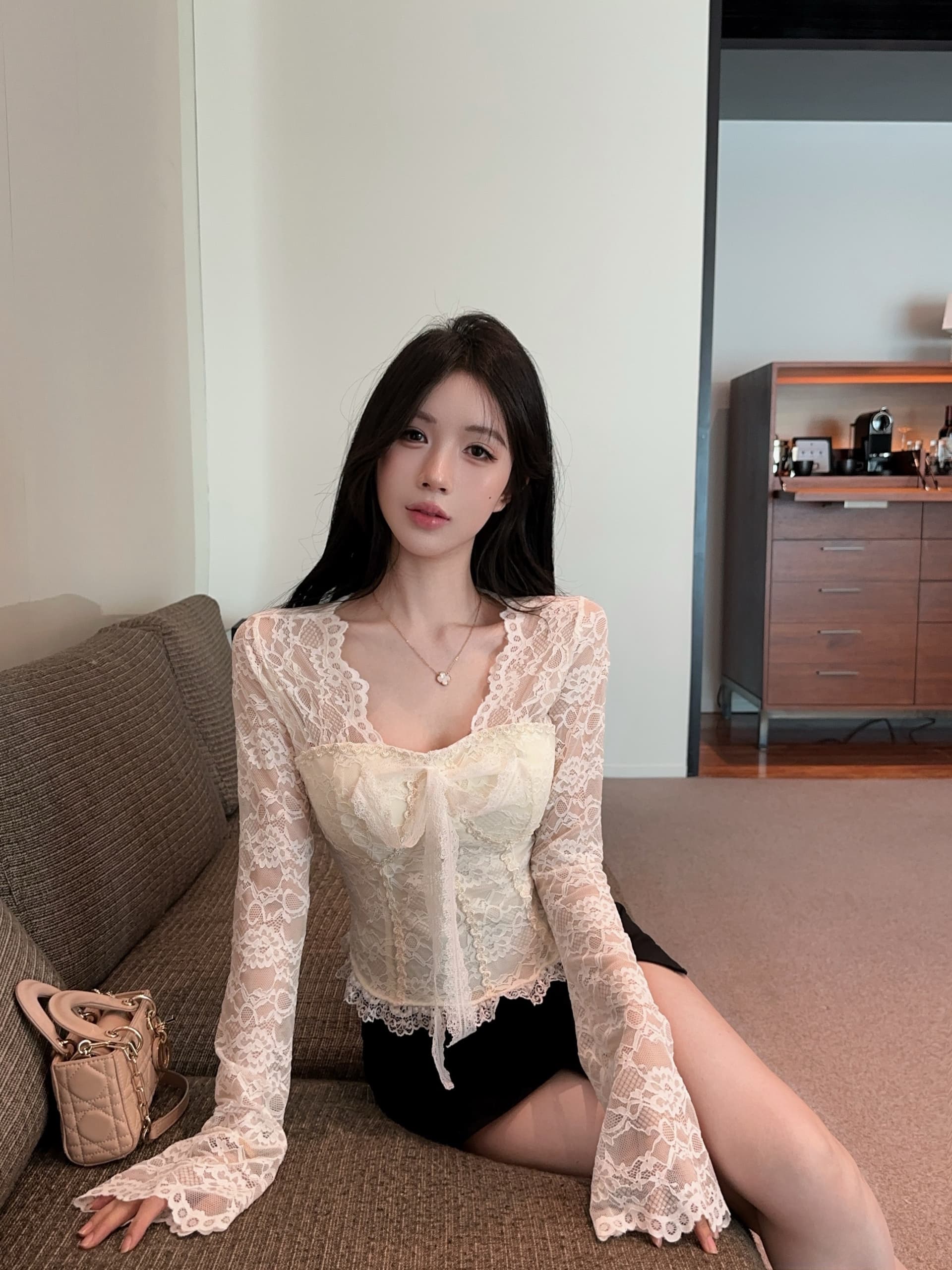 실사 정가 이른 가을 순수한 욕망 레이스 V넥 몸매 가꾸기 디자인 센스 나비 매듭 스트랩 켜기 벨트 가슴 패드 상세 이미지 1
