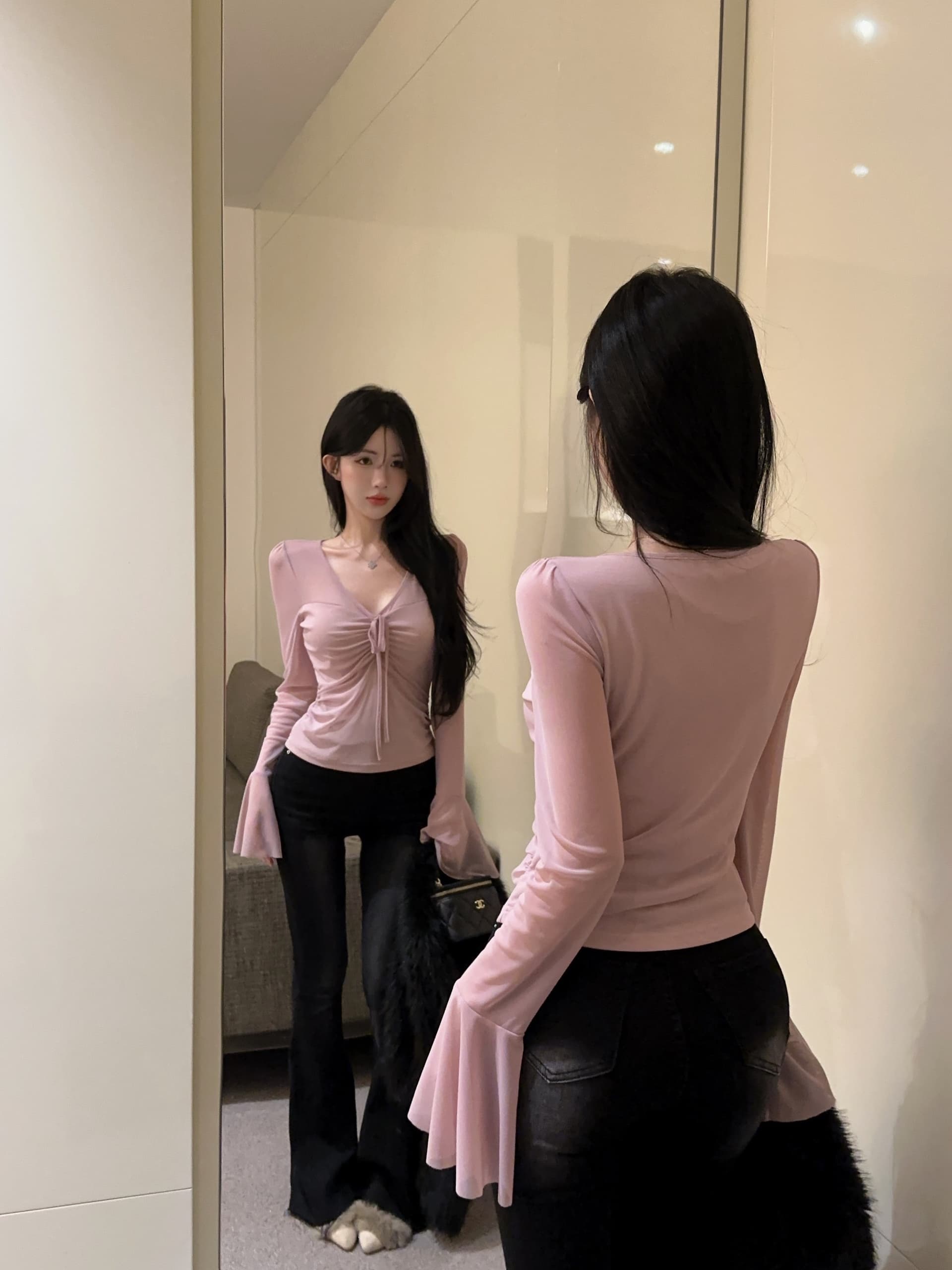 실사 정가 부드러운 순수한 욕망 바람 핑크색 긴팔 핫걸 몸매 가꾸기 V넥 스트랩 디자인 센스 맨위 상세 이미지 3