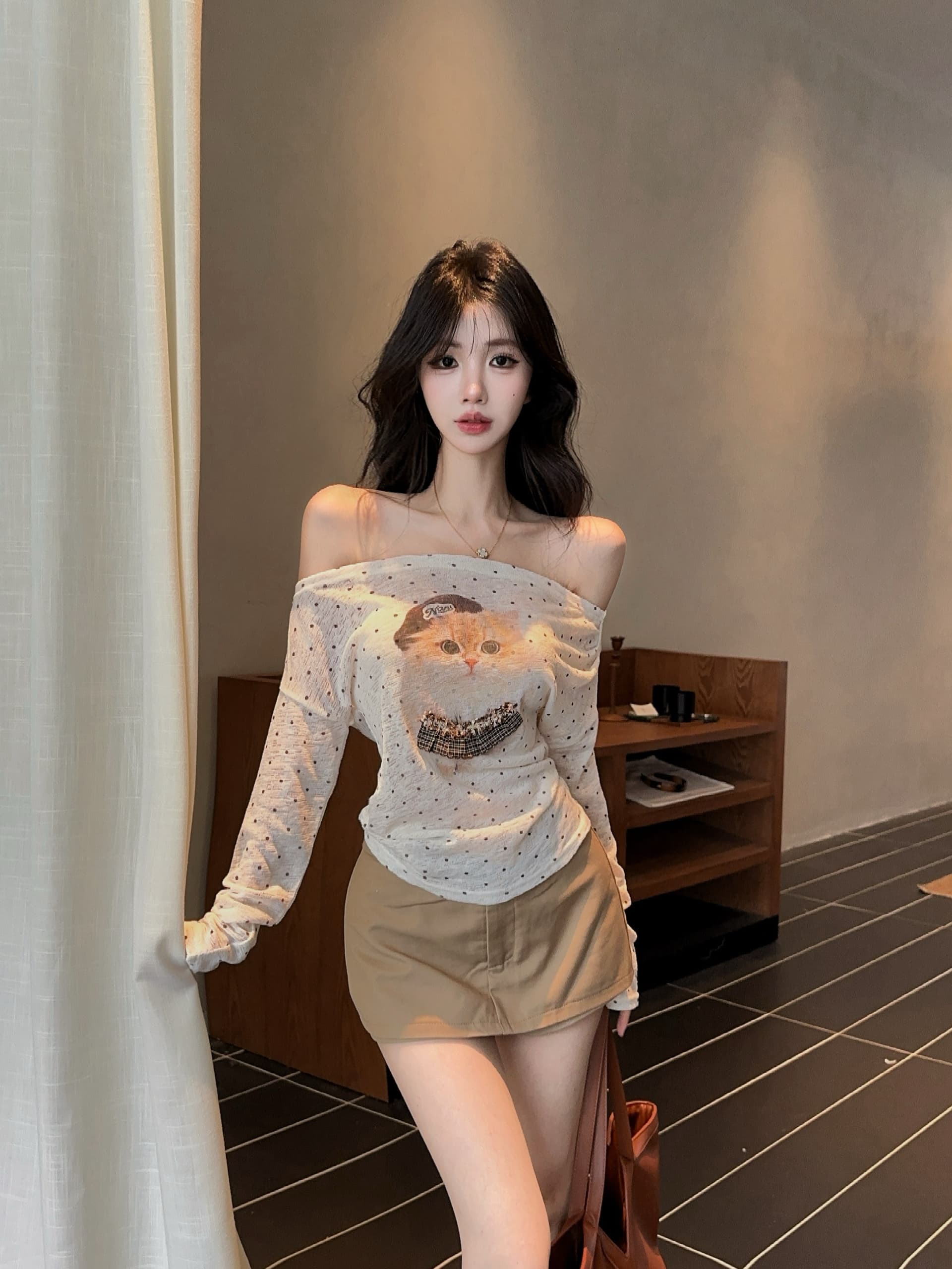 실사 정가 새끼 고양이 도트 무늬 프린트 긴팔 자외선 차단 티셔츠 달콤한 매운맛 바람 몸매 가꾸기 슬림해 보이는 오프숄더 맨위 상세 이미지 8