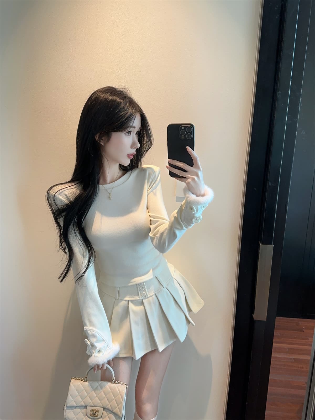실사 정가 달콤한 매운맛 절묘한 철자 레이스 백리스 페이크 레이어드 맨위 플리츠 플러시 표면 반 스커트 여성 겨울 세트 상세 이미지 21