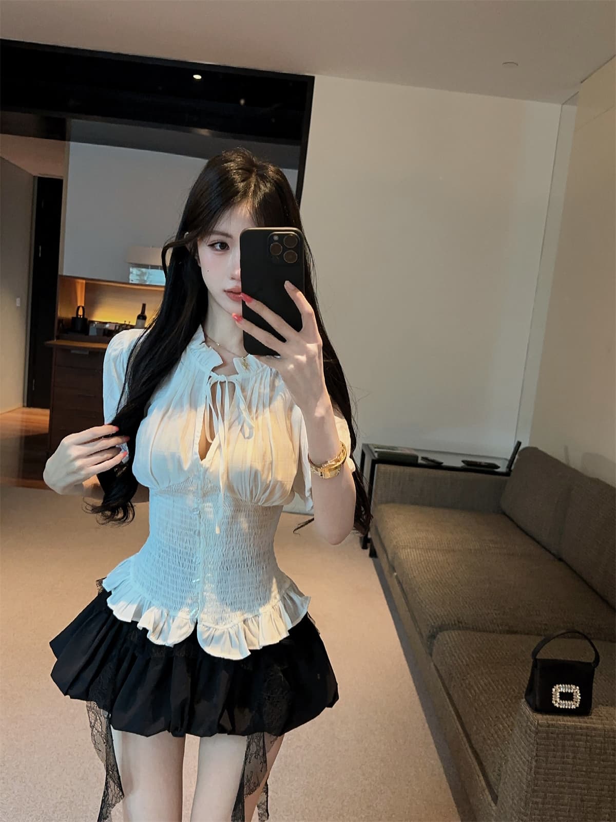 실사 정가 홀로우 아웃 레이스업 거품 소매 디자인 센스 슬림해 보이는 작은 셔츠 맨위 꽃밭 치마바지 여성 여름 세트 상세 이미지 4