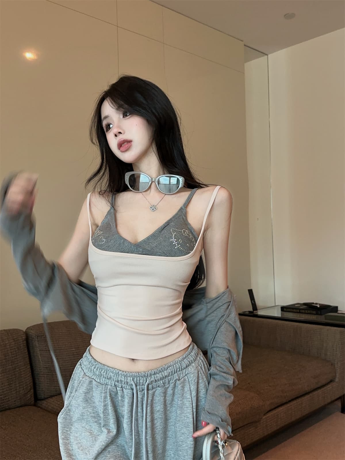 실사 정가 순수한 욕망 패치워크 색상 페이크 레이어드 핫픽스 슬립 레이스업 긴팔 오픈 가디건 여성 여름 패션 세트 상세 이미지 16