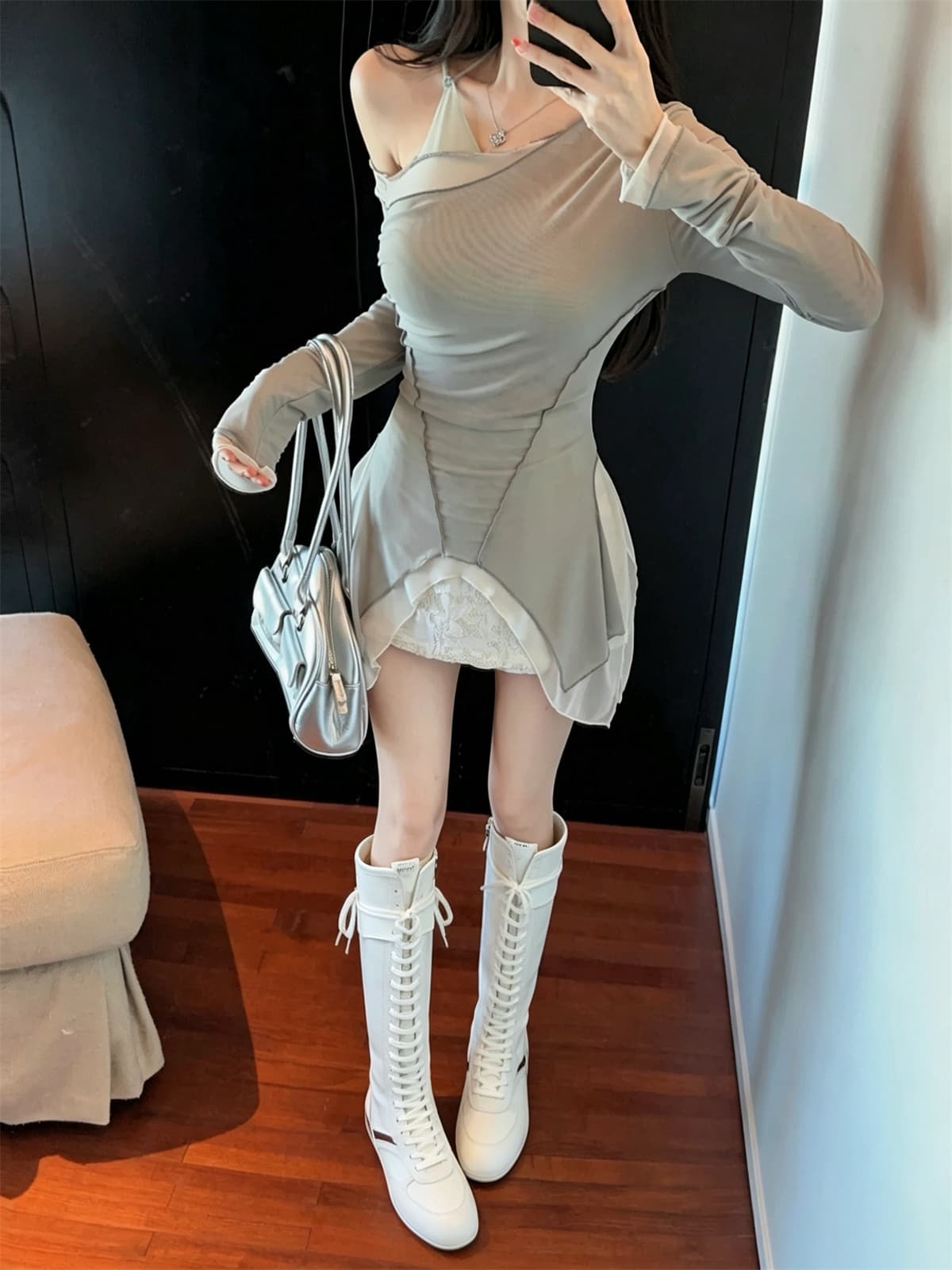 실사 정가 망사 패치워크 색상 오프숄더 행침 목 불규칙 페이크 레이어드 맨위 자수 미니 스커트 여성 가을 세트 상세 이미지 7