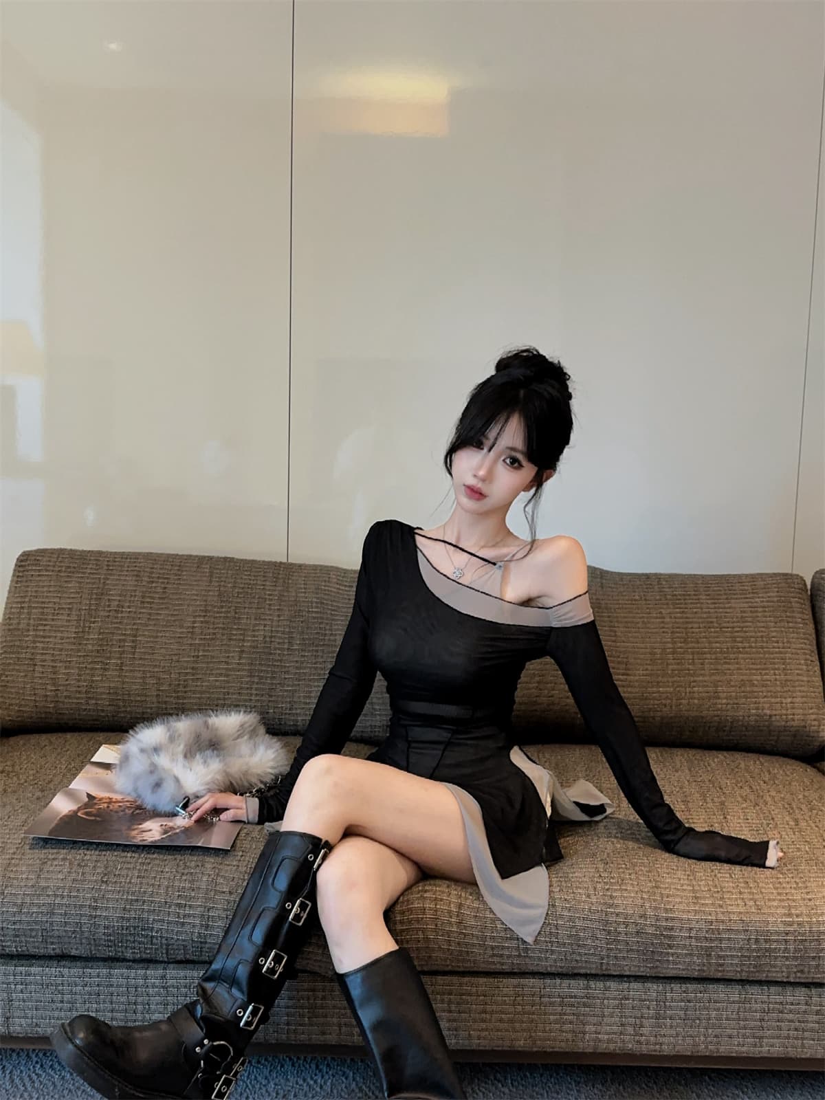실사 정가 망사 패치워크 색상 오프숄더 행침 목 불규칙 페이크 레이어드 맨위 자수 미니 스커트 여성 가을 세트 상세 이미지 13