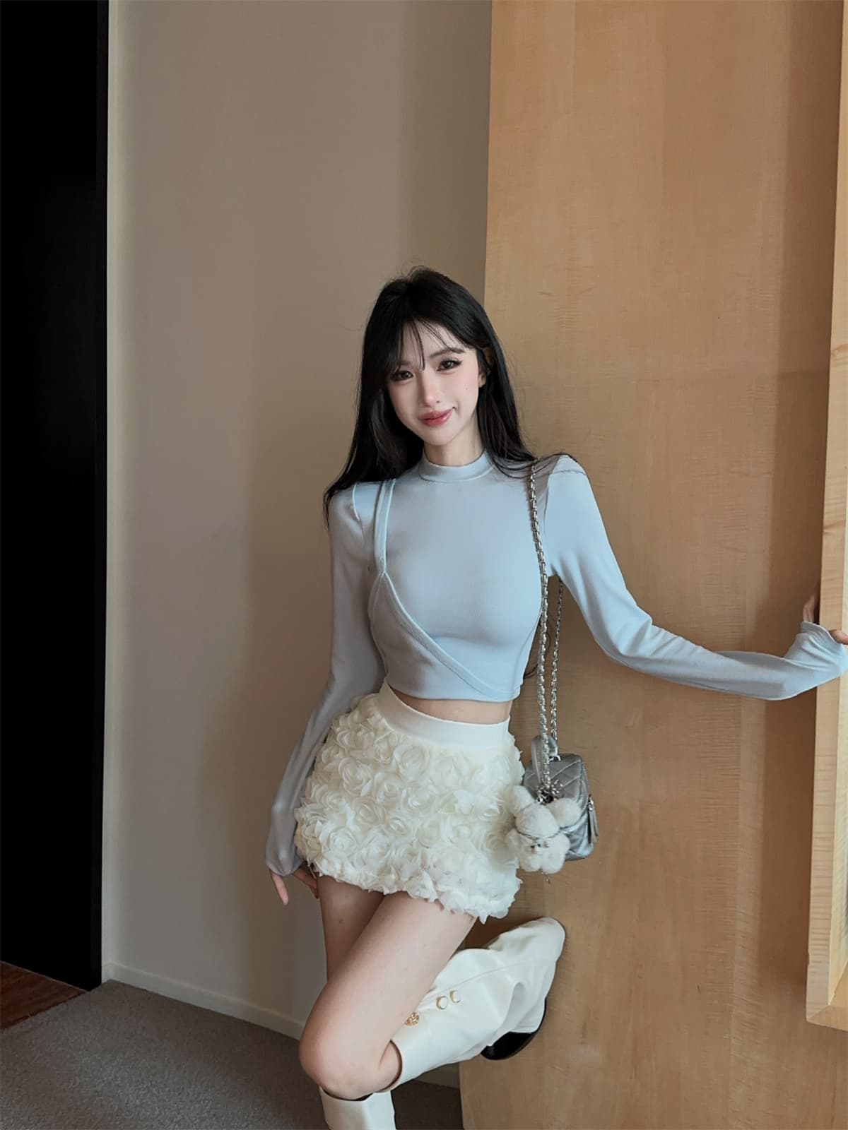 실사 정가 작은 스탠드 칼라 디자인 센스 긴 소매 티셔츠 3 차원 꽃 미니 스커트 여성 가을 패션 세트 상세 이미지 4