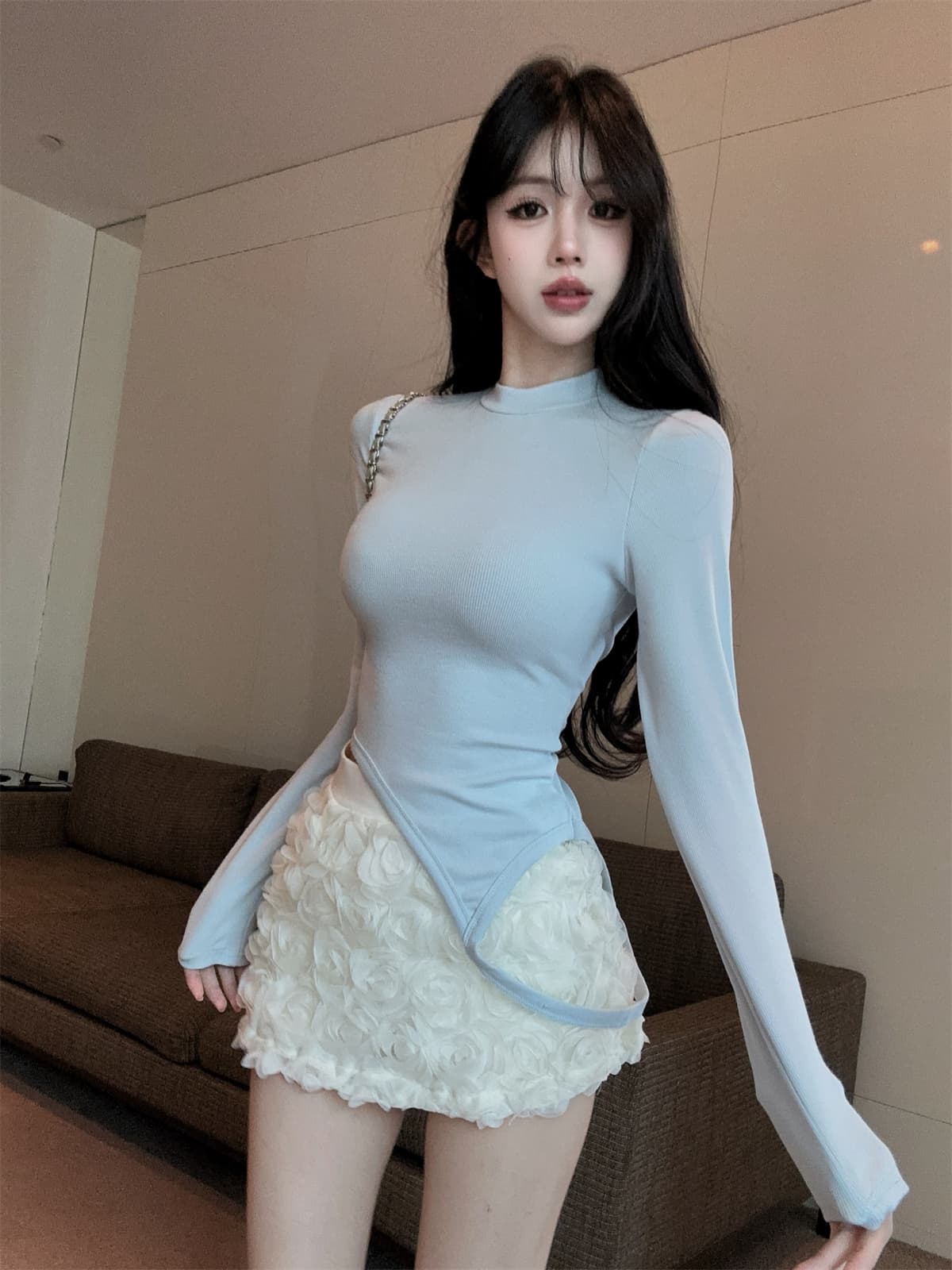 실사 정가 작은 스탠드 칼라 디자인 센스 긴 소매 티셔츠 3 차원 꽃 미니 스커트 여성 가을 패션 세트 상세 이미지 5