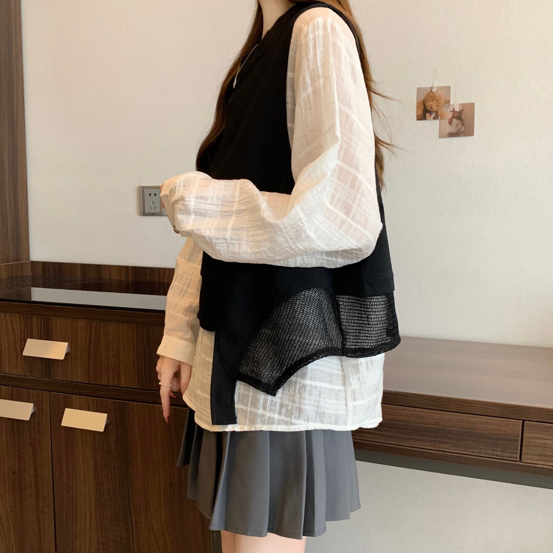 빅 사이즈 26 가을 새로운 캐주얼 루즈핏 페이크 레이어드 티셔츠 한 부서 슬림해 보이는 디자인 센스 배색 다용도 맨위 여성 이미지 5
