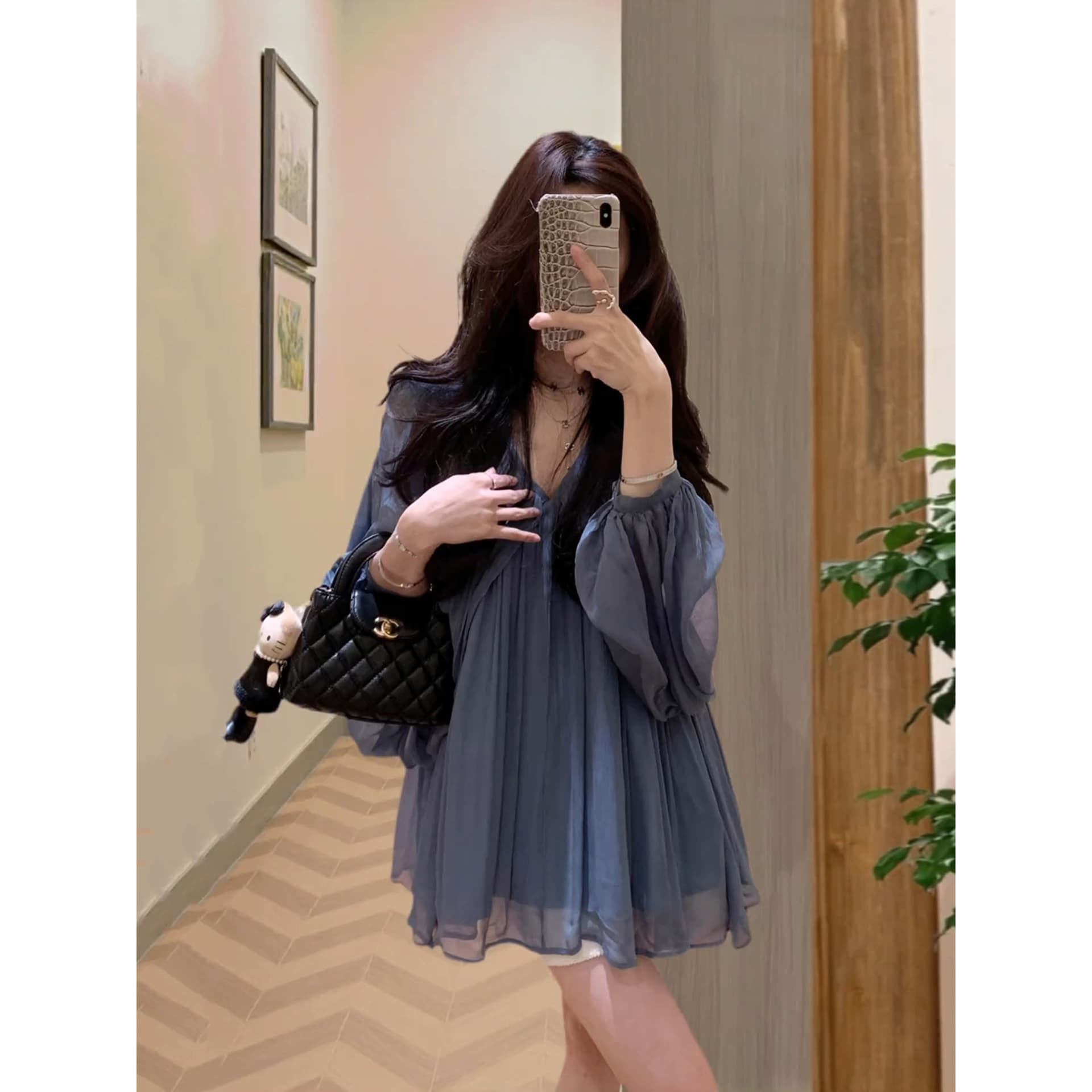 프랑스식 파란색 V넥 백리스 배트윙 소매 여성 셔츠 여름 새로운 순수한 욕망 루즈핏 슬림해 보이는 긴팔 맨위 상세 이미지 1