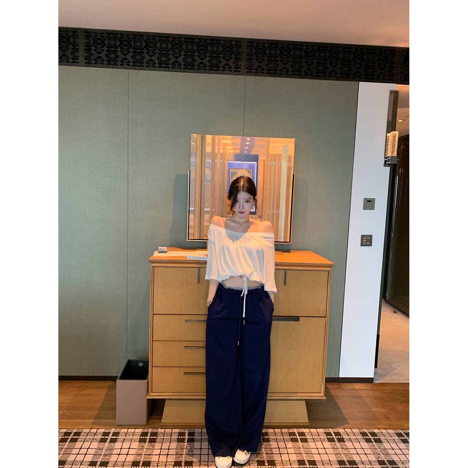새로운 하이웨이스트 스트레이트 캐주얼 바지 여성 2026 년 여름 루즈핏 슬림해 보이는 도루 가을 센스 출퇴근 넓은 다리 길이 바지