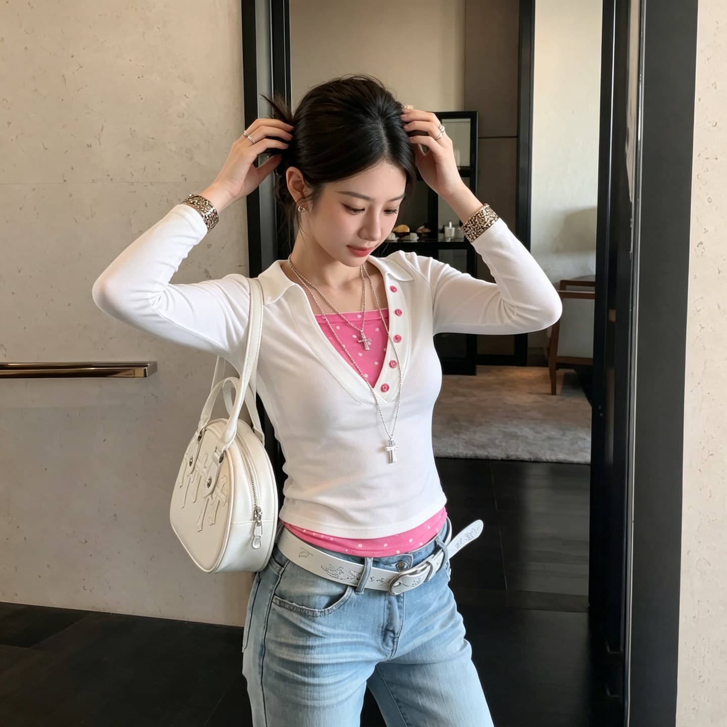 아메리칸 폴로 칼라 헨리 버클 V넥 도트 무늬 화이트 긴팔 티셔츠 여성 이른 가을 몸매 가꾸기 슬림해 보이는 인사이드 가져 가라. 기본 셔츠 맨위