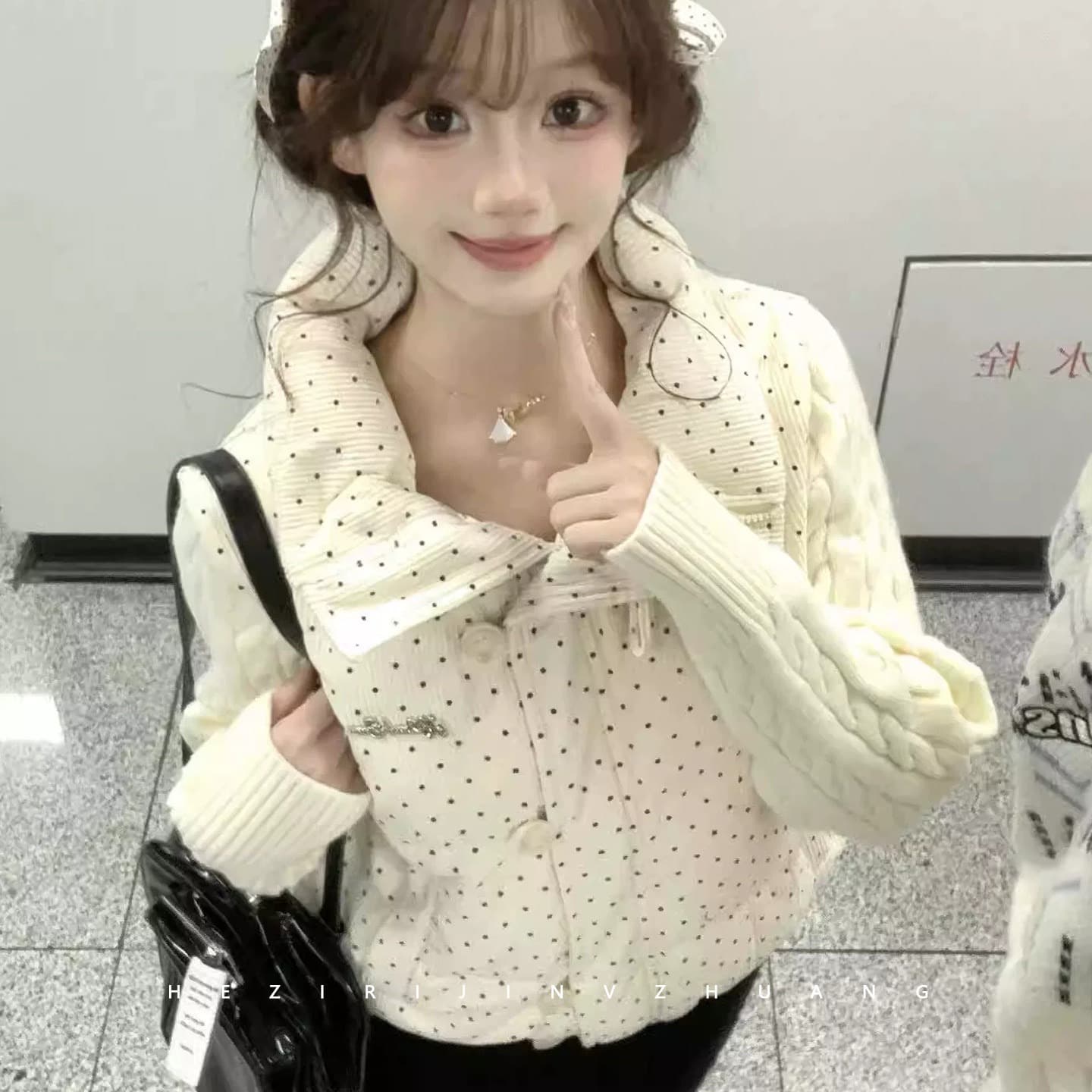 한 부서 달콤함 도트 무늬 니트 패치워크 긴팔 면 의류 여성 코트 겨울 루즈핏 두꺼운 쇼트 스타일 보온 패딩 재킷 이미지 2