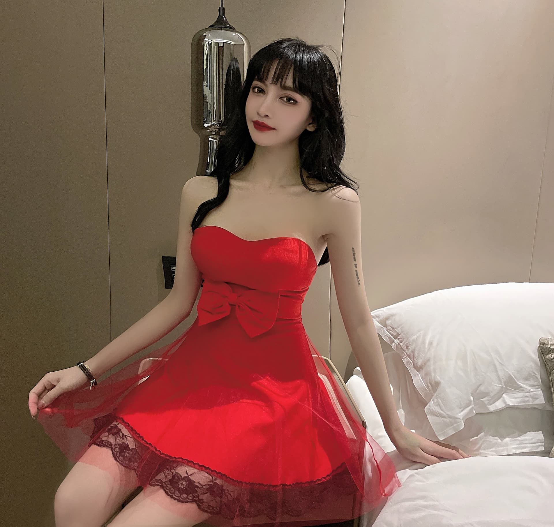 실사 섹시함 튜브탑 드레스 야간 필드 몸매 가꾸기 나비 매듭 포장 가슴 퍼프 스커트 신부 들러리 작은 드레스 상세 이미지 21
