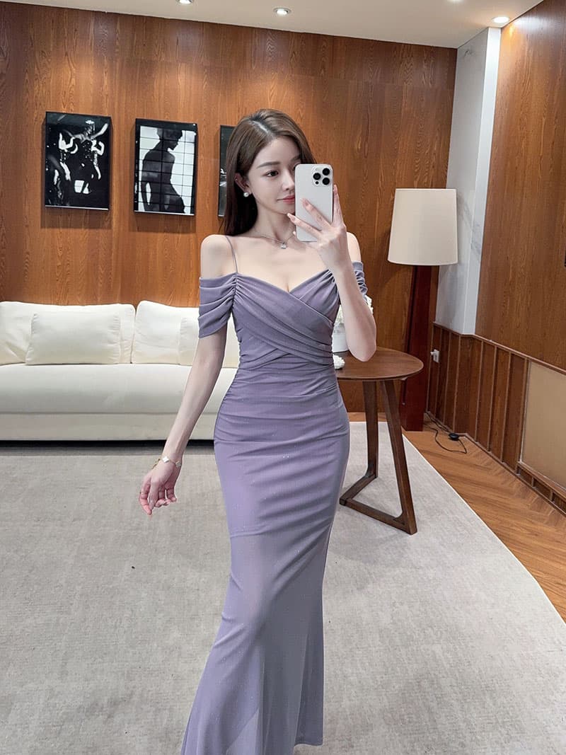 실사 패션 새로운 품격 섹시함 몸매 가꾸기 슬림해 보이는 타이트 스커트 롱 코트 행침 것들 벨트 새는 어깨 드레스 상세 이미지 8
