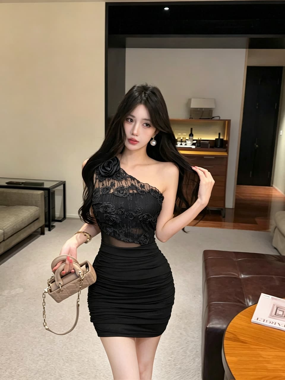 실사 섹시함 레이스 비스듬한 어깨 타이트 스커트 쇼트 스타일 드레스 복장 이미지 2