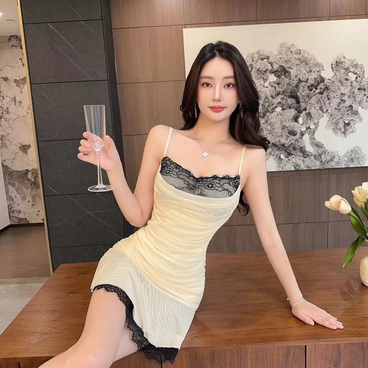 실사 섹시함 낮은 가슴 레이스 조각 망사 슬립 드레스 상세 이미지 21