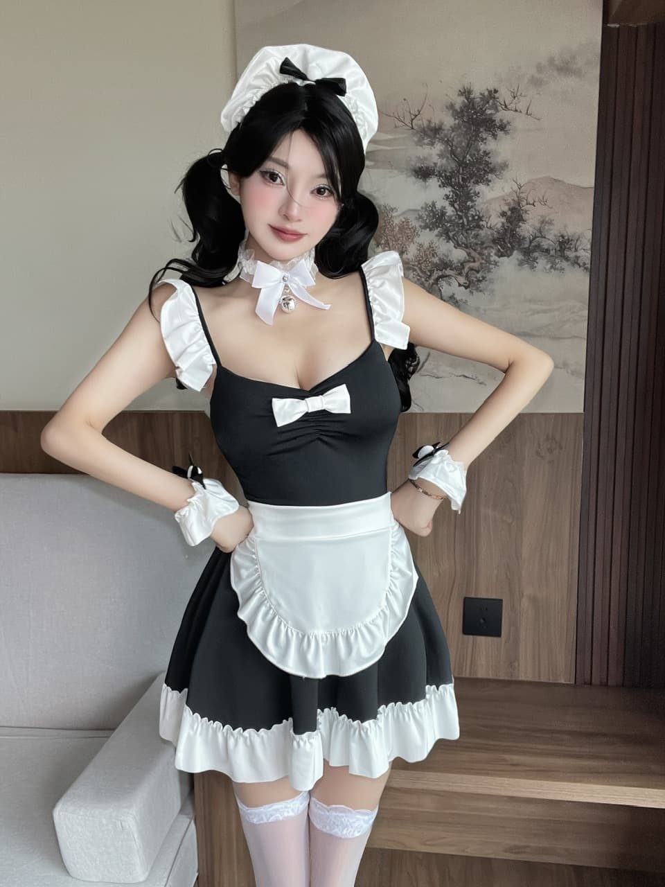 실사 쇼트 스타일 섹시함 하녀 로드 중 만나는 슬립 드레스 상세 이미지 13
