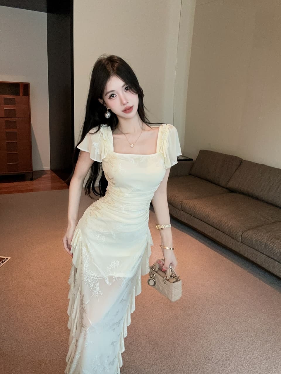 실사 레이스 롱 코트 반팔 드레스 복장 이미지 3