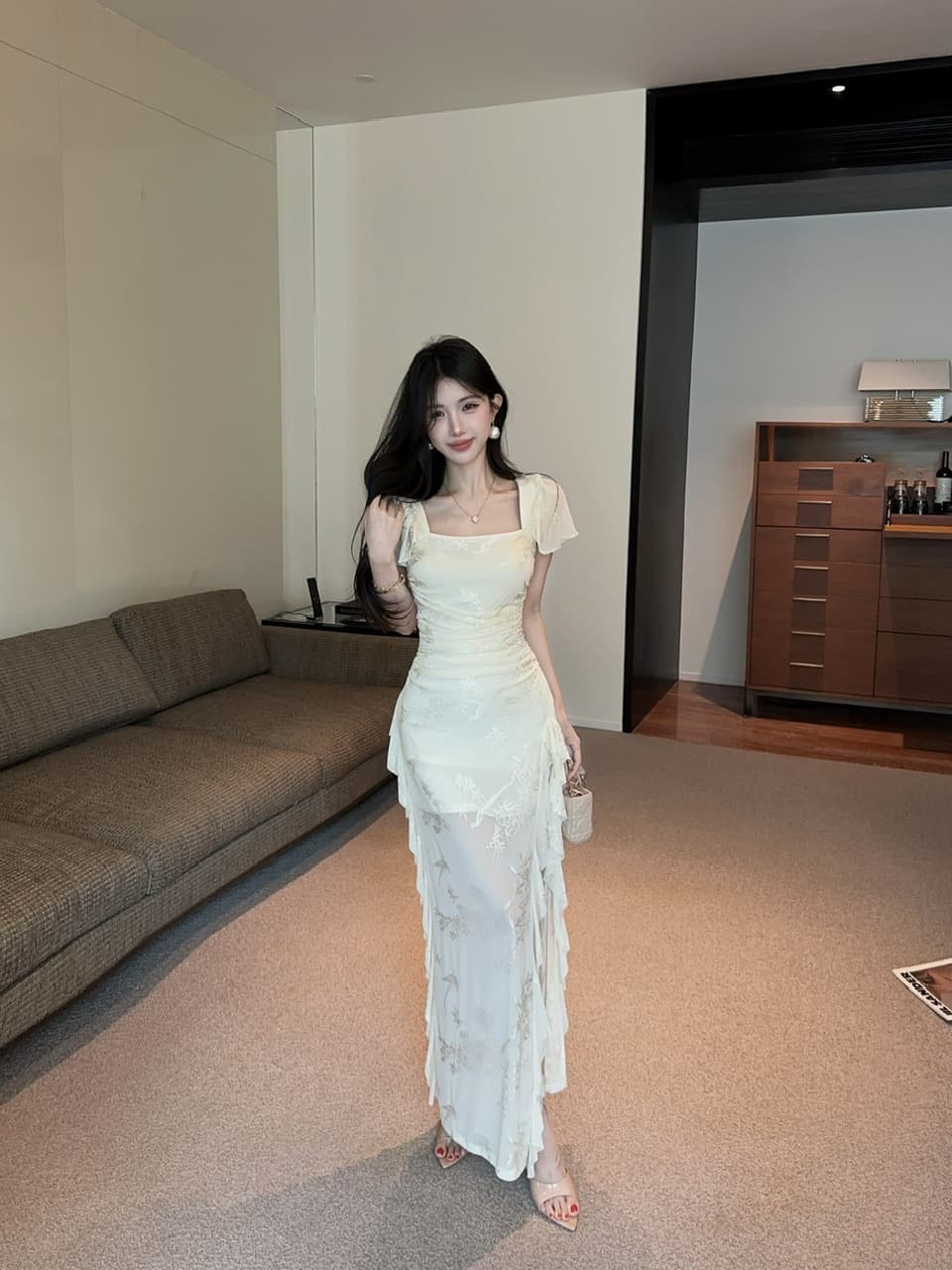 실사 레이스 롱 코트 반팔 드레스 복장 상세 이미지 3