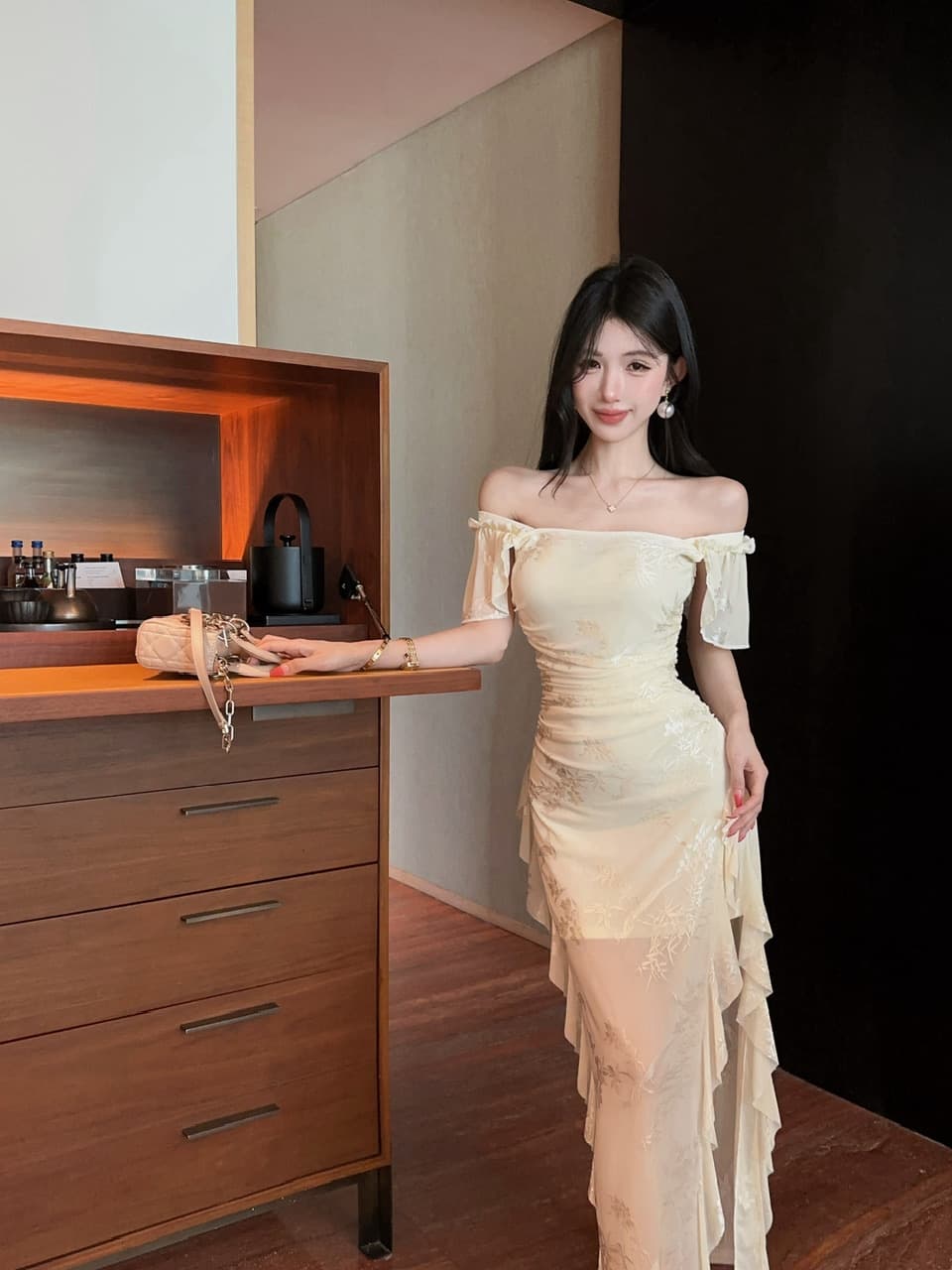 실사 레이스 롱 코트 반팔 드레스 복장 상세 이미지 4