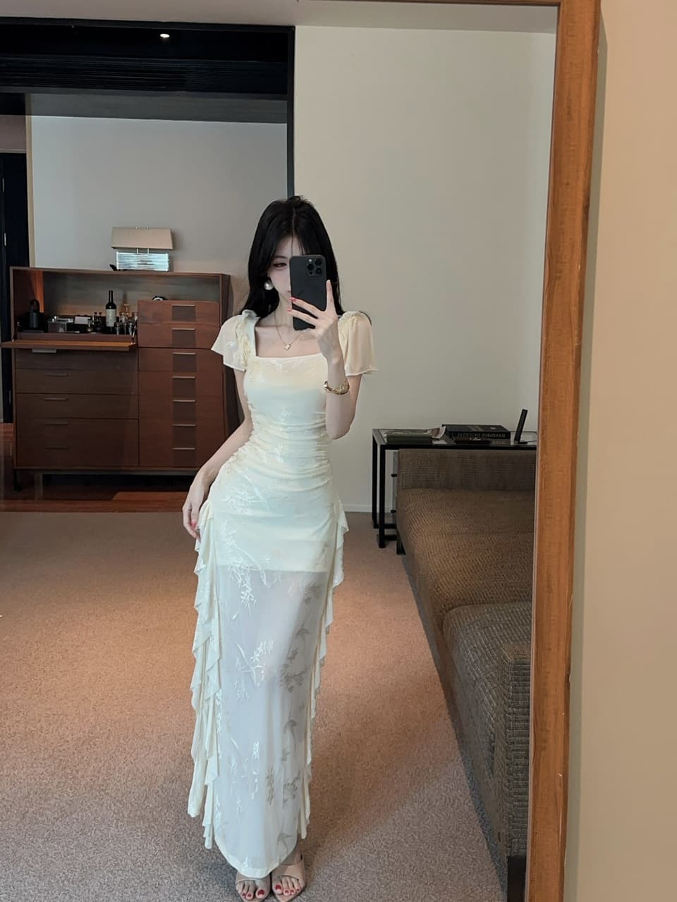 실사 레이스 롱 코트 반팔 드레스 복장 상세 이미지 9