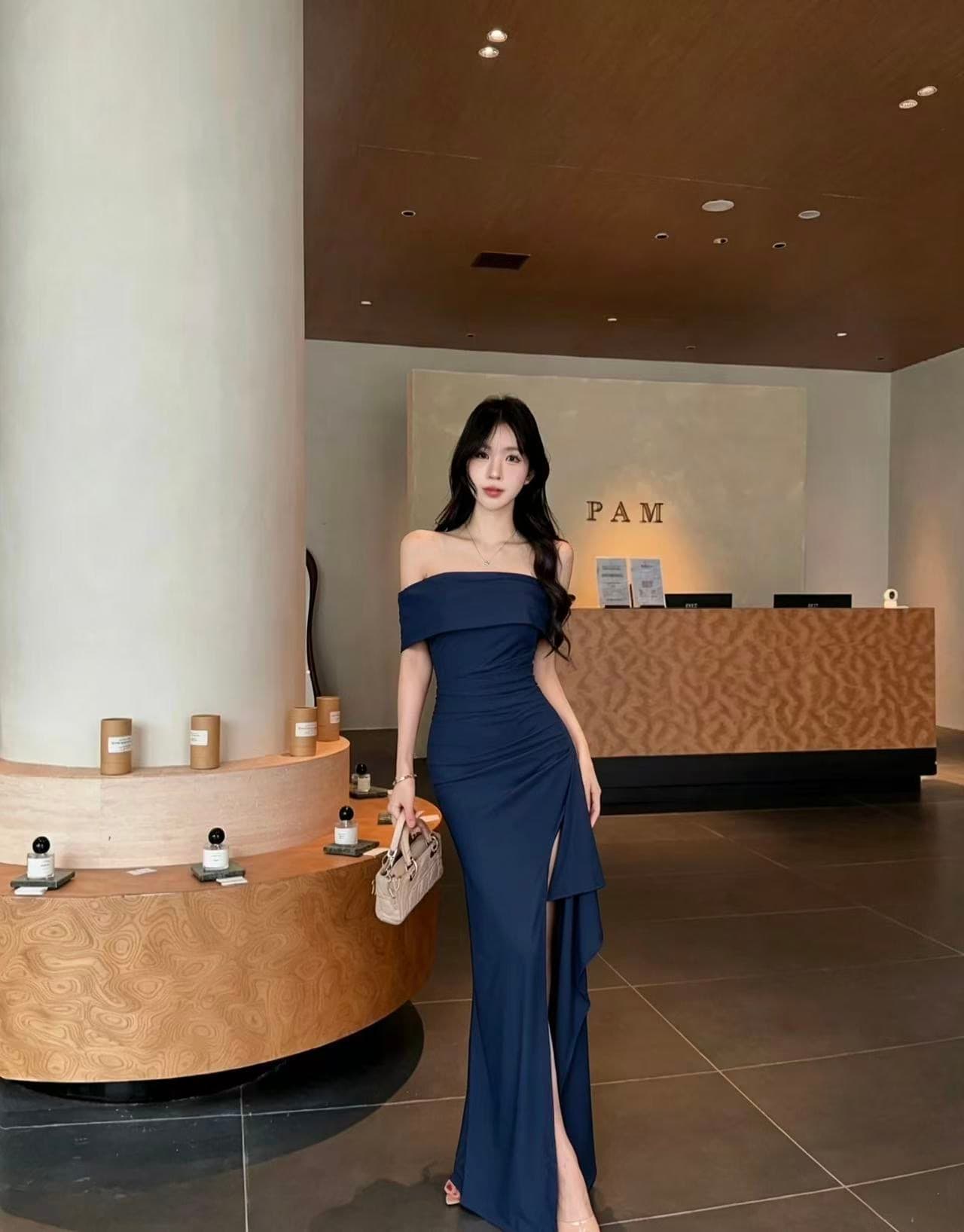 실사 롱 코트 높음 트임 보트넥 드레스 상세 이미지 16