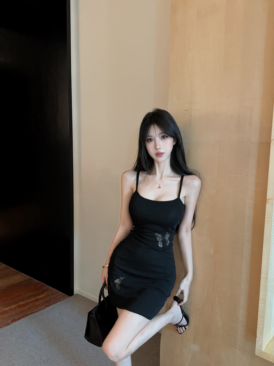 실사 쇼트 스타일 슬립 면 소재 드레스 상세 이미지 9