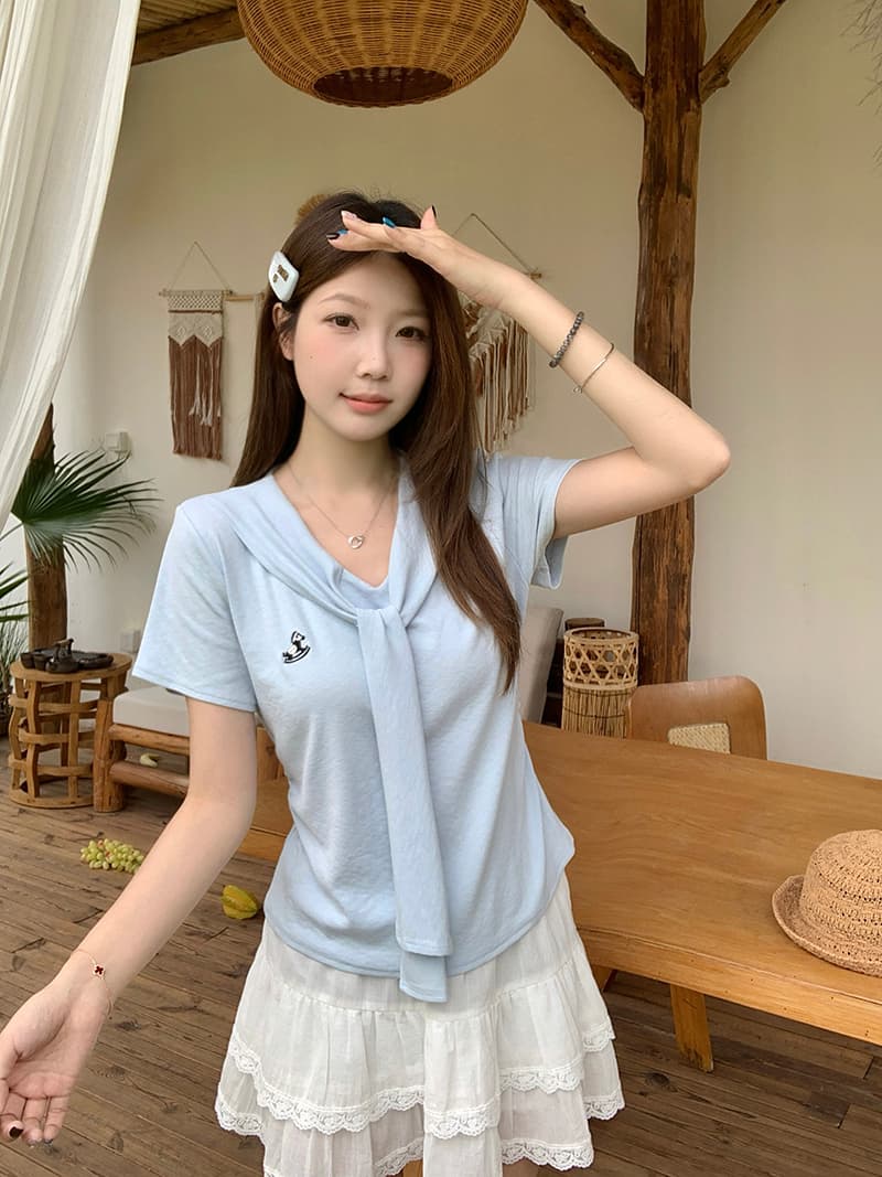 실사 2026 여름 드레스 새로운 지방 mm 빅 사이즈 여성 레저 품격 만화 자수 숄 긍정적 인 어깨 반팔 티셔츠 이미지 3