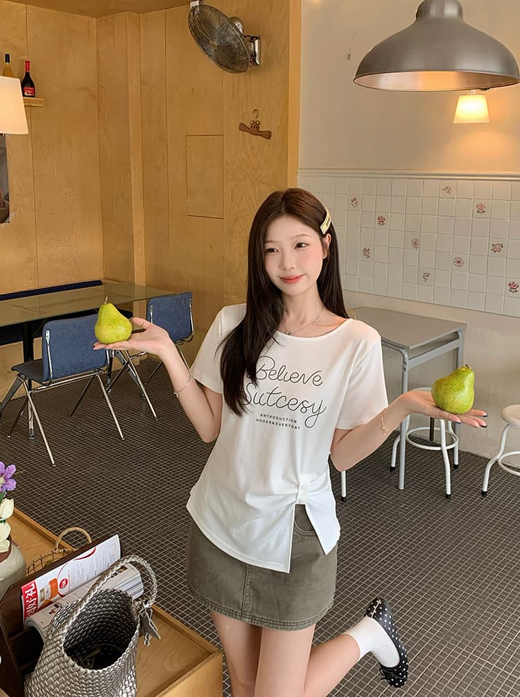 실사 2026 여름 드레스 새로운 지방 mm 빅 사이즈 여성 레저 프린트 알파벳 라운드 넥 Chic 불규칙 반팔 티셔츠 상세 이미지 21