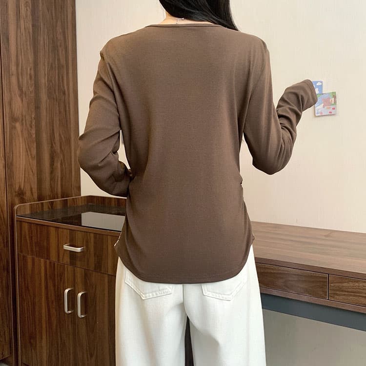 실사 2026 가을 의상 새로운 지방 mm 빅 사이즈 여성 레저 미니멀리즘 반 개방 칼라 패치워크 스트라이프 긴팔 맨위 상세 이미지 11