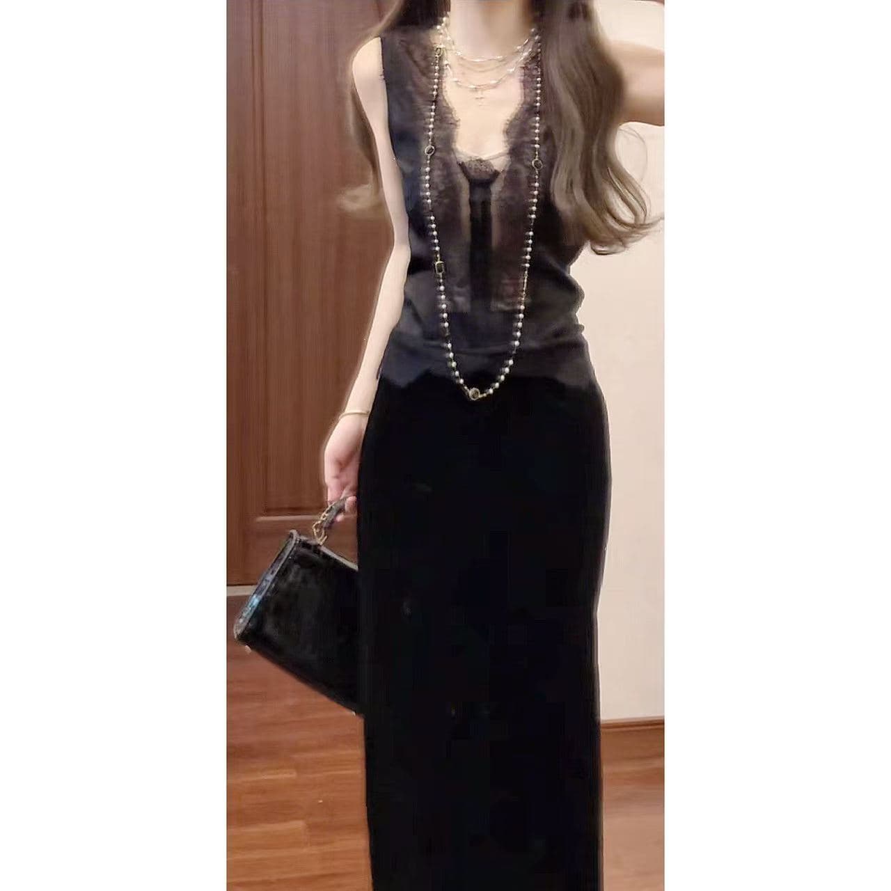 실사 부문 피닉스 빛 럭셔리 tf 새로운 계절 레이스 새틴 V넥 몸매 가꾸기 맨위 하이웨이스트 타이트 스커트 반 스커트 세트 이미지 3
