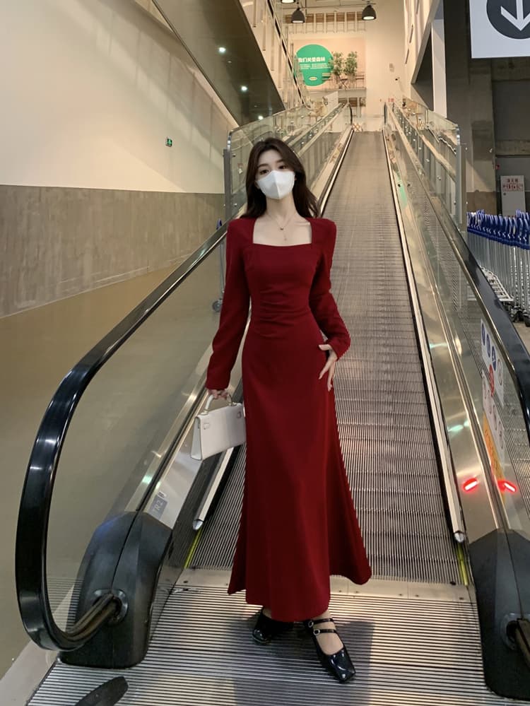 항구 바람 레트로 빨간색 광장 칼라 긴팔 여성 드레스 2026 가을 우아함 품격 프랑스식 허리 수축 슬림해 보이는 길다 치마 상세 이미지 11